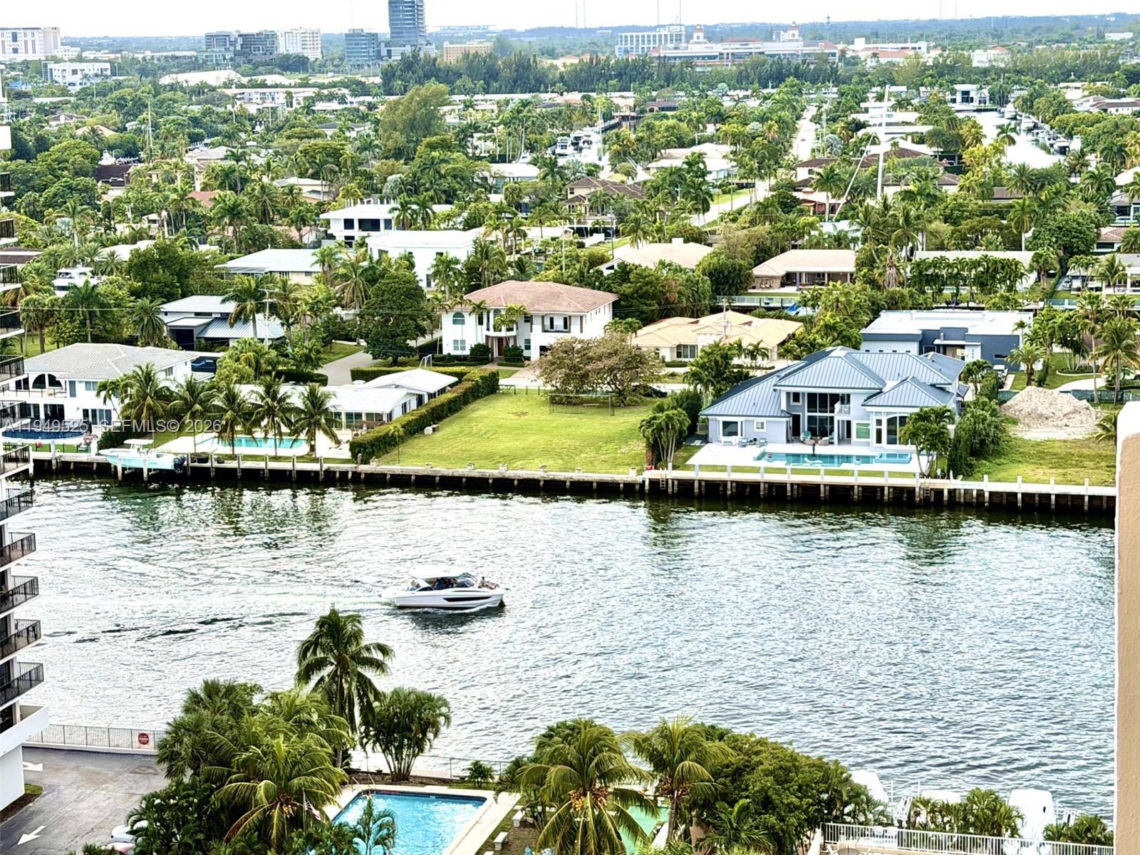 1985 S Ocean Dr #16C