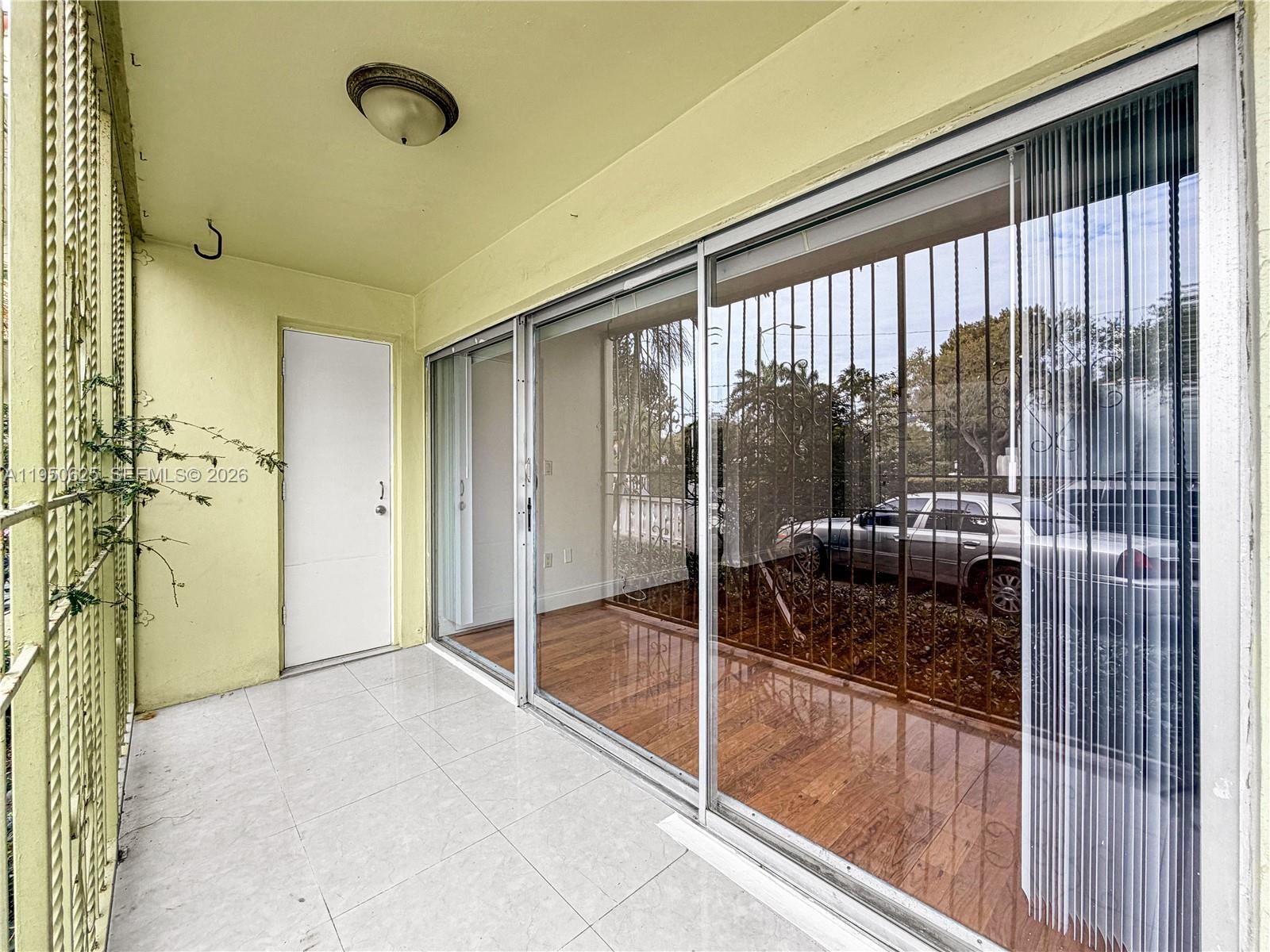 520 NE 38th St #9 Miami, FL 33137