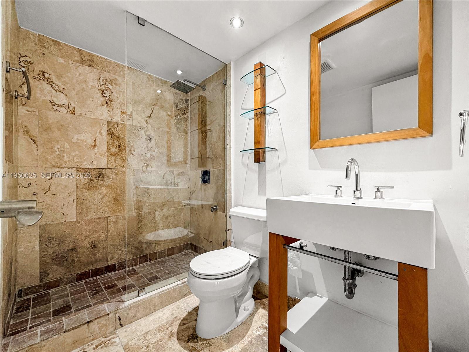 520 NE 38th St #9 Miami, FL 33137