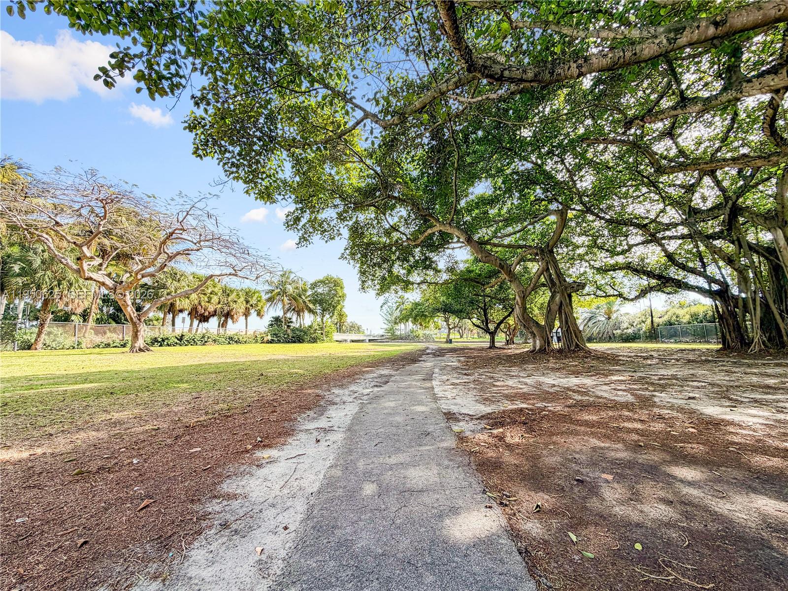 520 NE 38th St #9 Miami, FL 33137