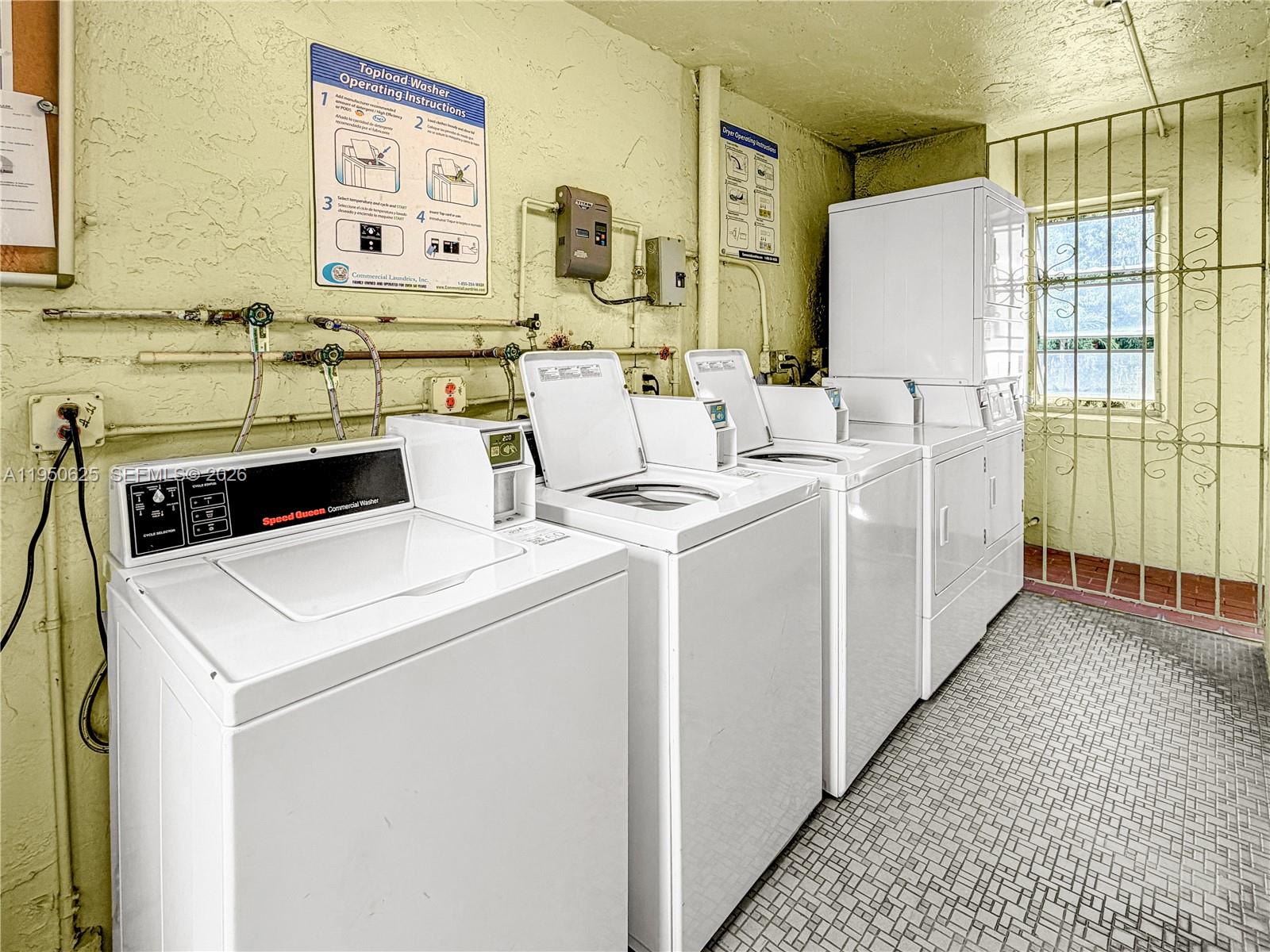 520 NE 38th St #9 Miami, FL 33137