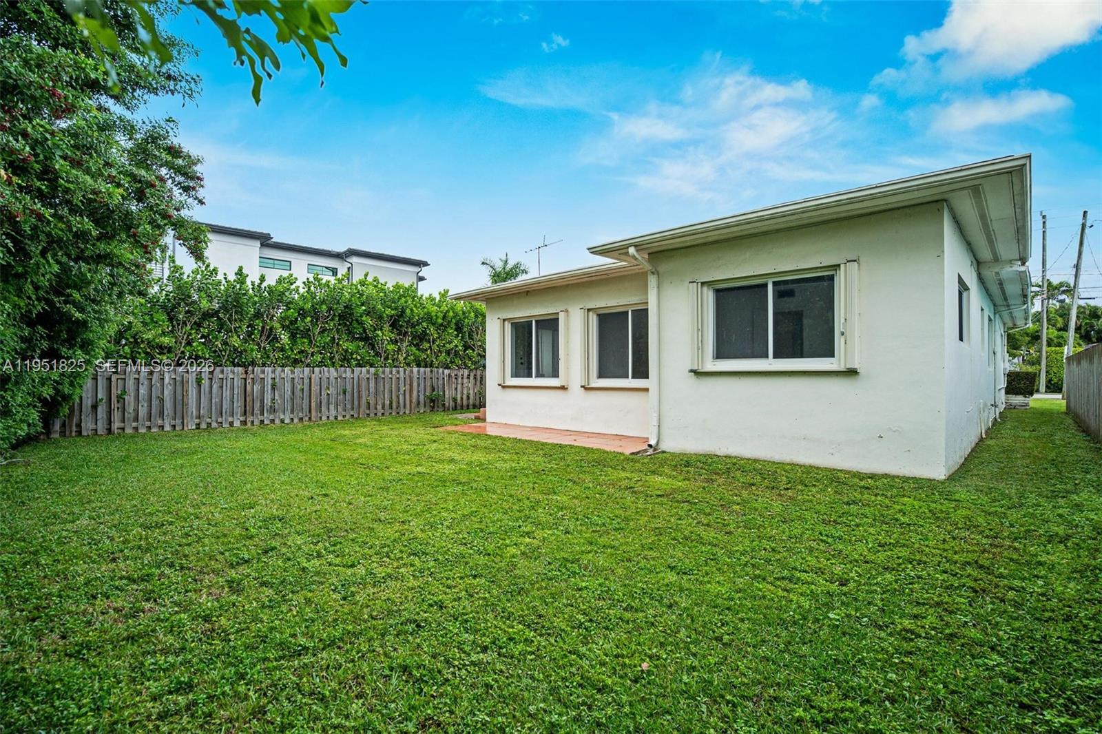 9248 Dickens Ave Surfside, FL 33154