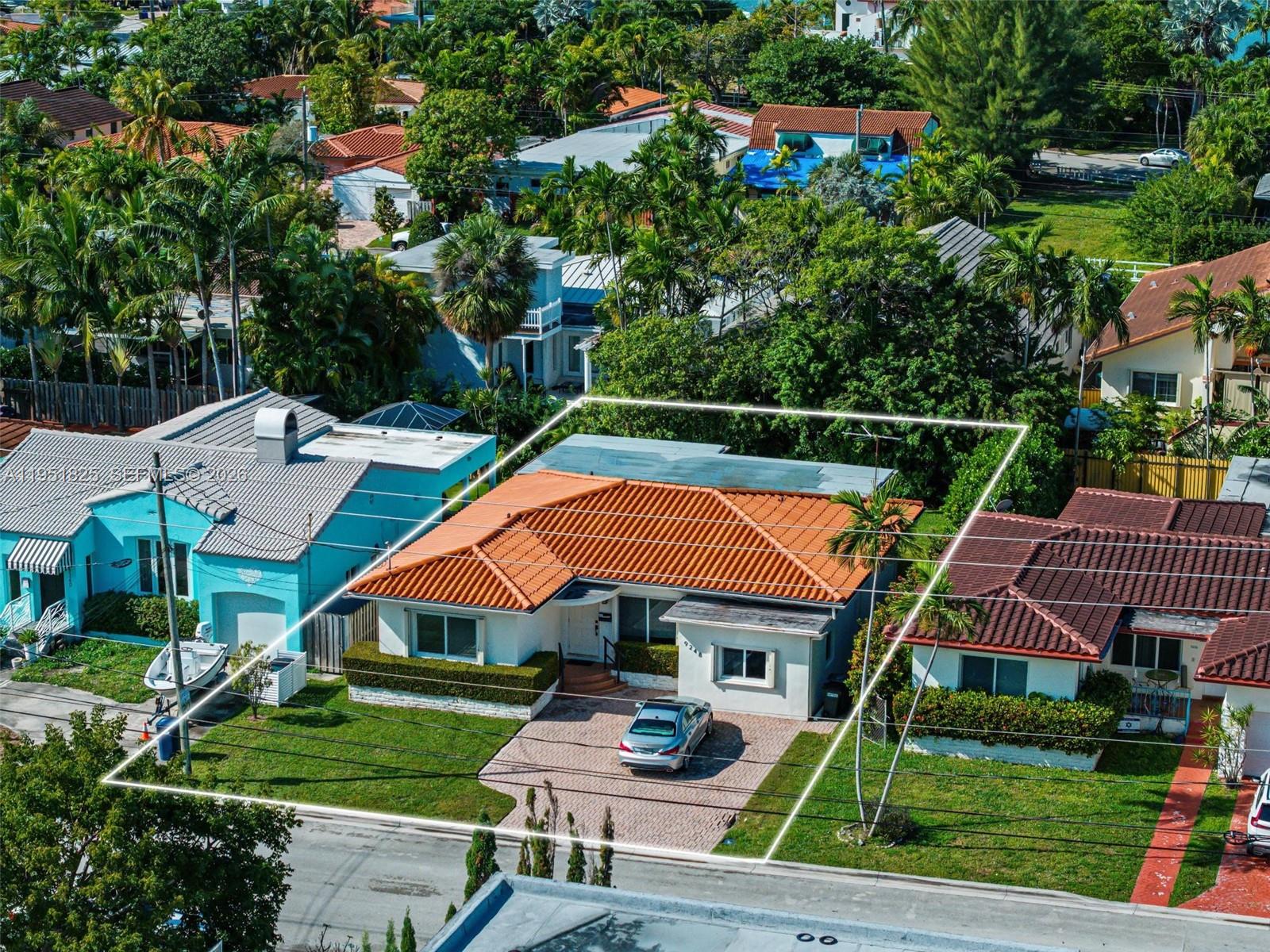 9248 Dickens Ave Surfside, FL 33154