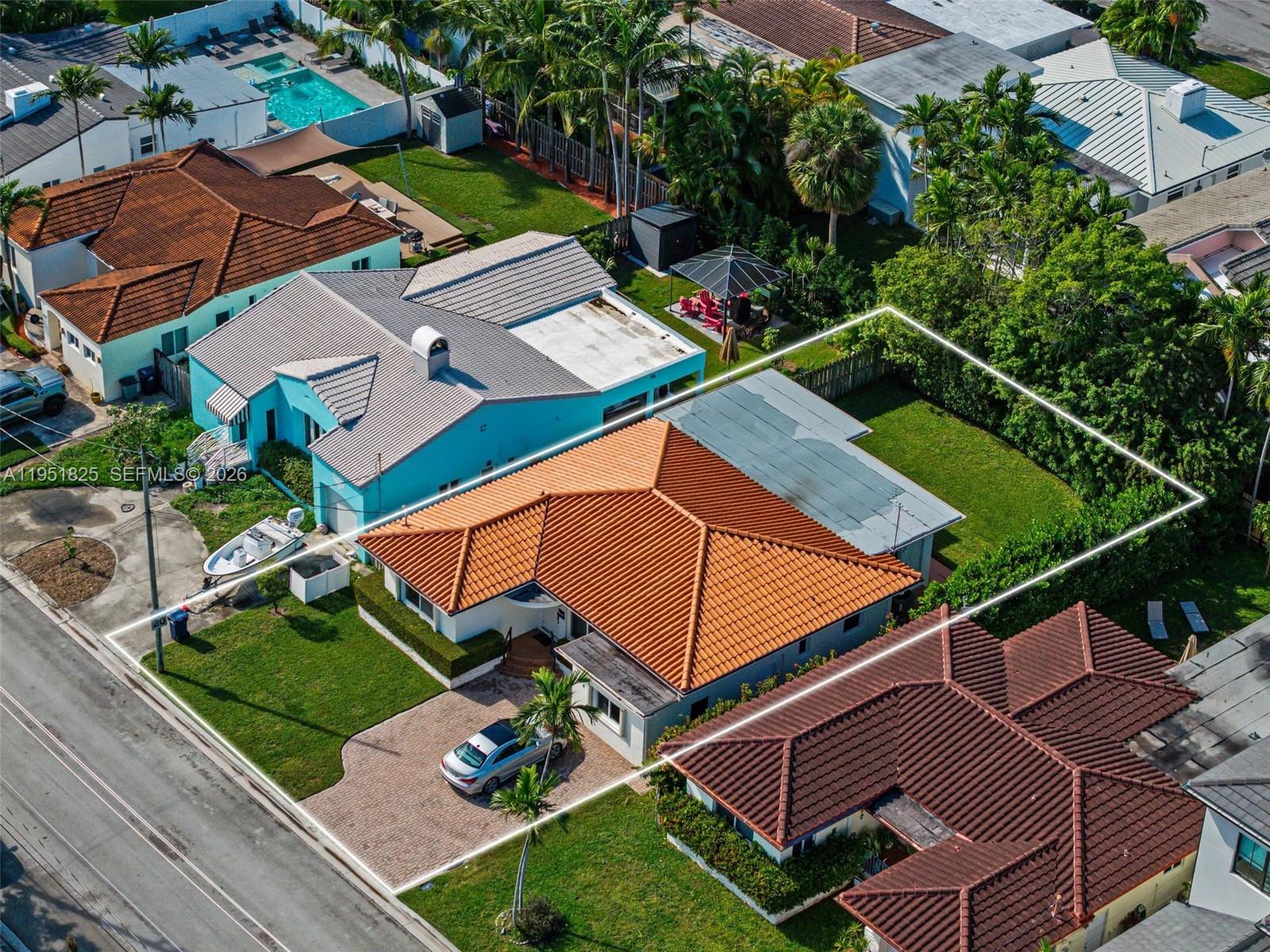 9248 Dickens Ave Surfside, FL 33154