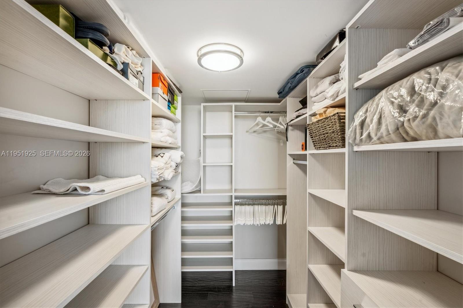 image Harbour House19