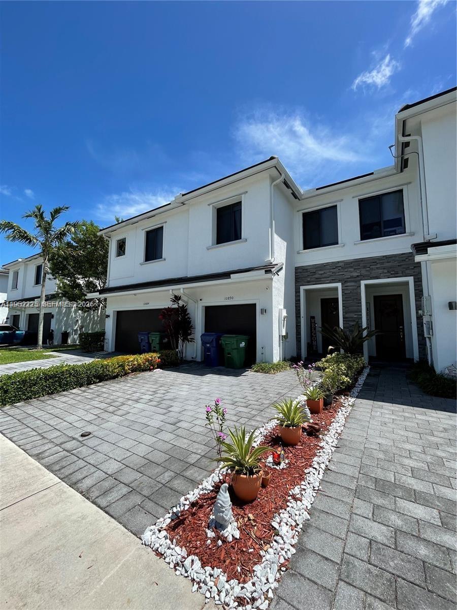 10890 SW 235th St #1