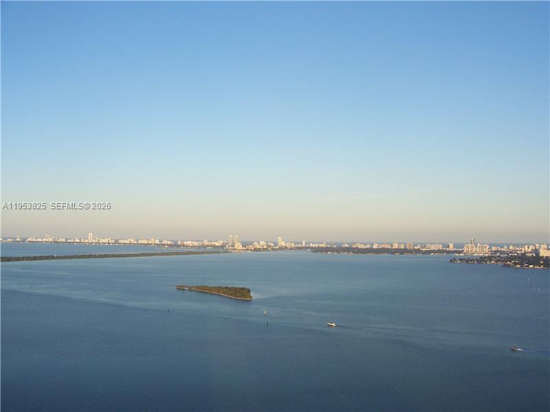 1800 N Bayshore Dr #2505 Miami, FL 33132