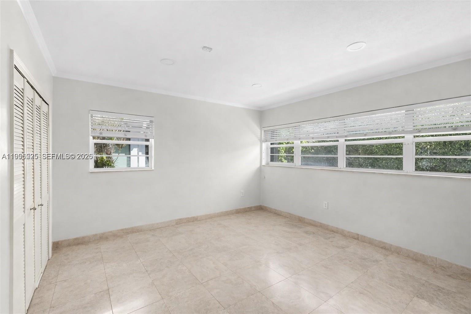 8801 Dickens Ave Surfside, FL 33154