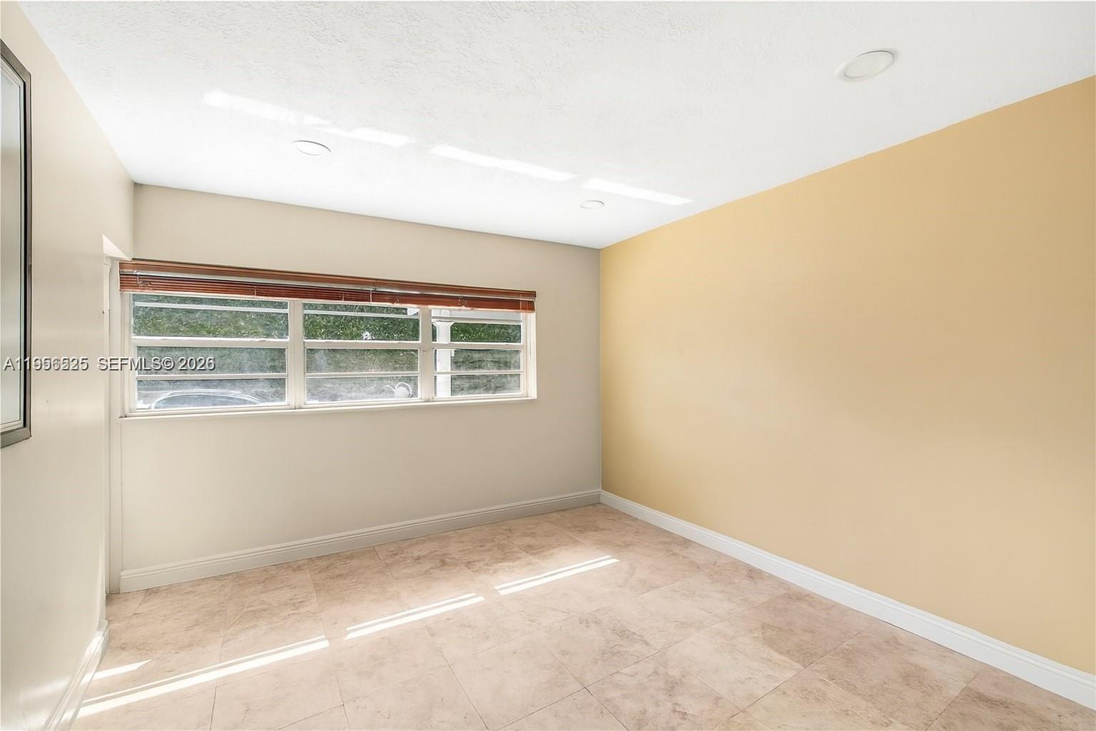 8801 Dickens Ave Surfside, FL 33154