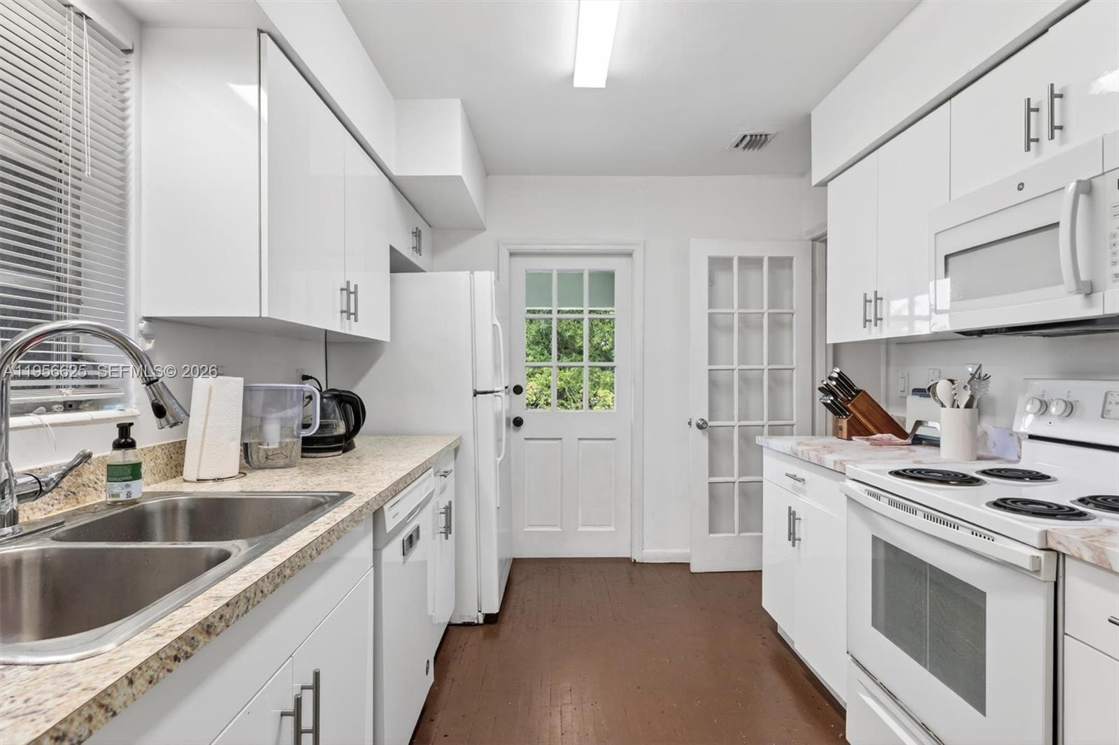 4855 University Dr #4855 Coral Gables, FL 33146