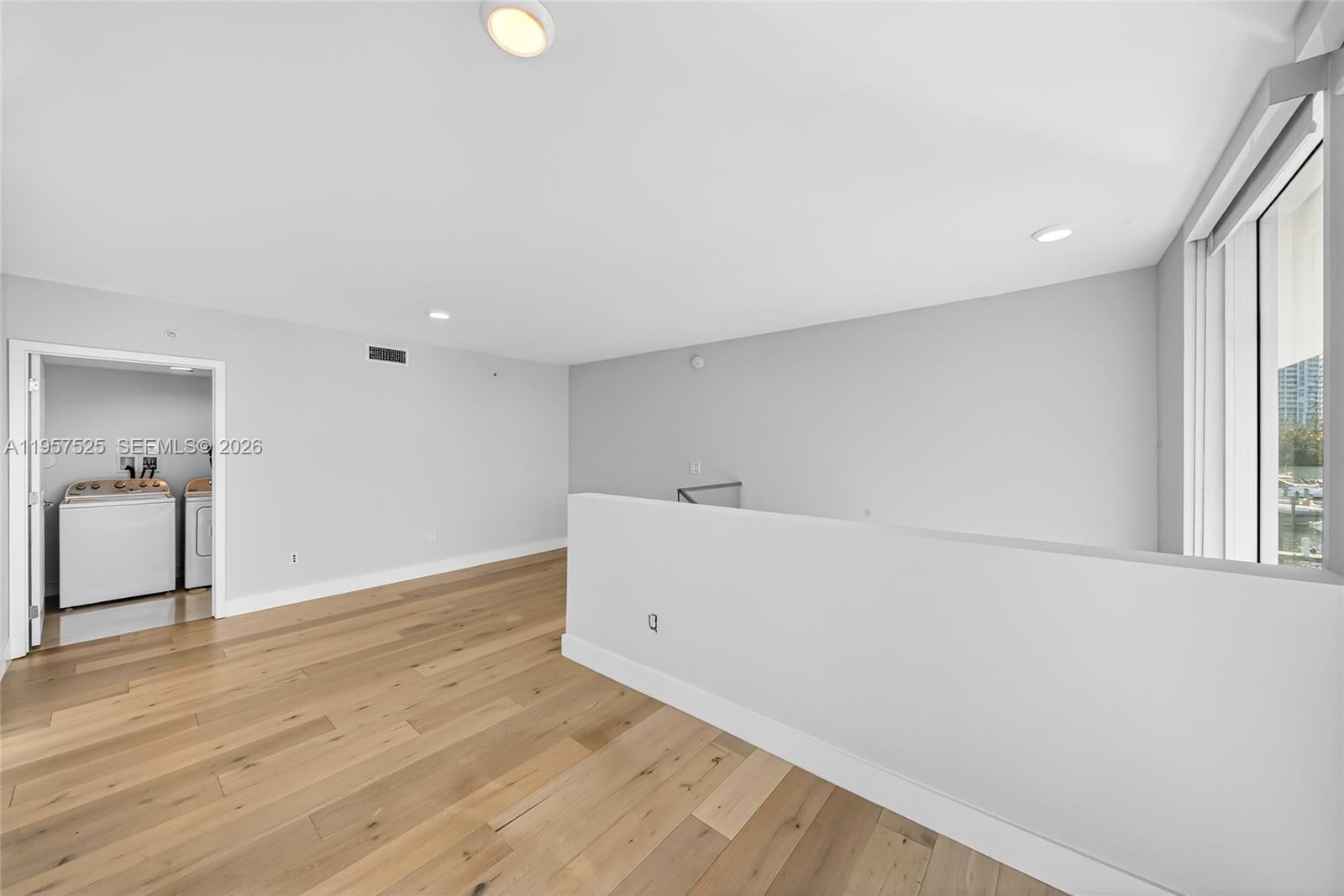 image 400 Sunny Isles14