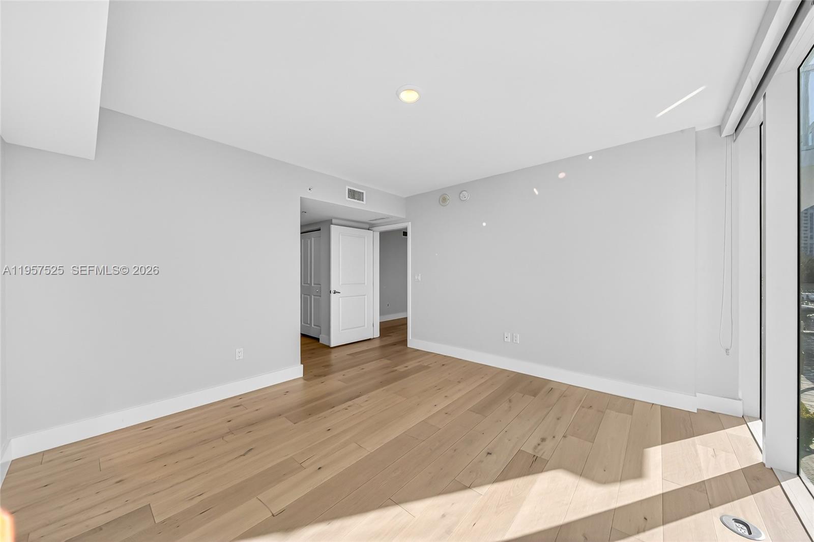 image 400 Sunny Isles20