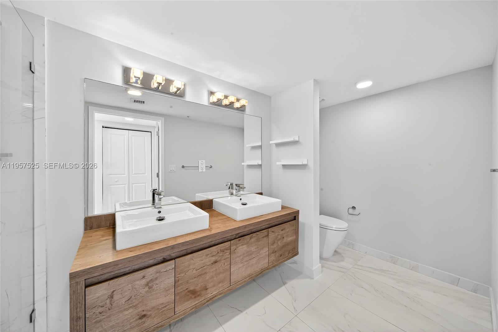 image 400 Sunny Isles23