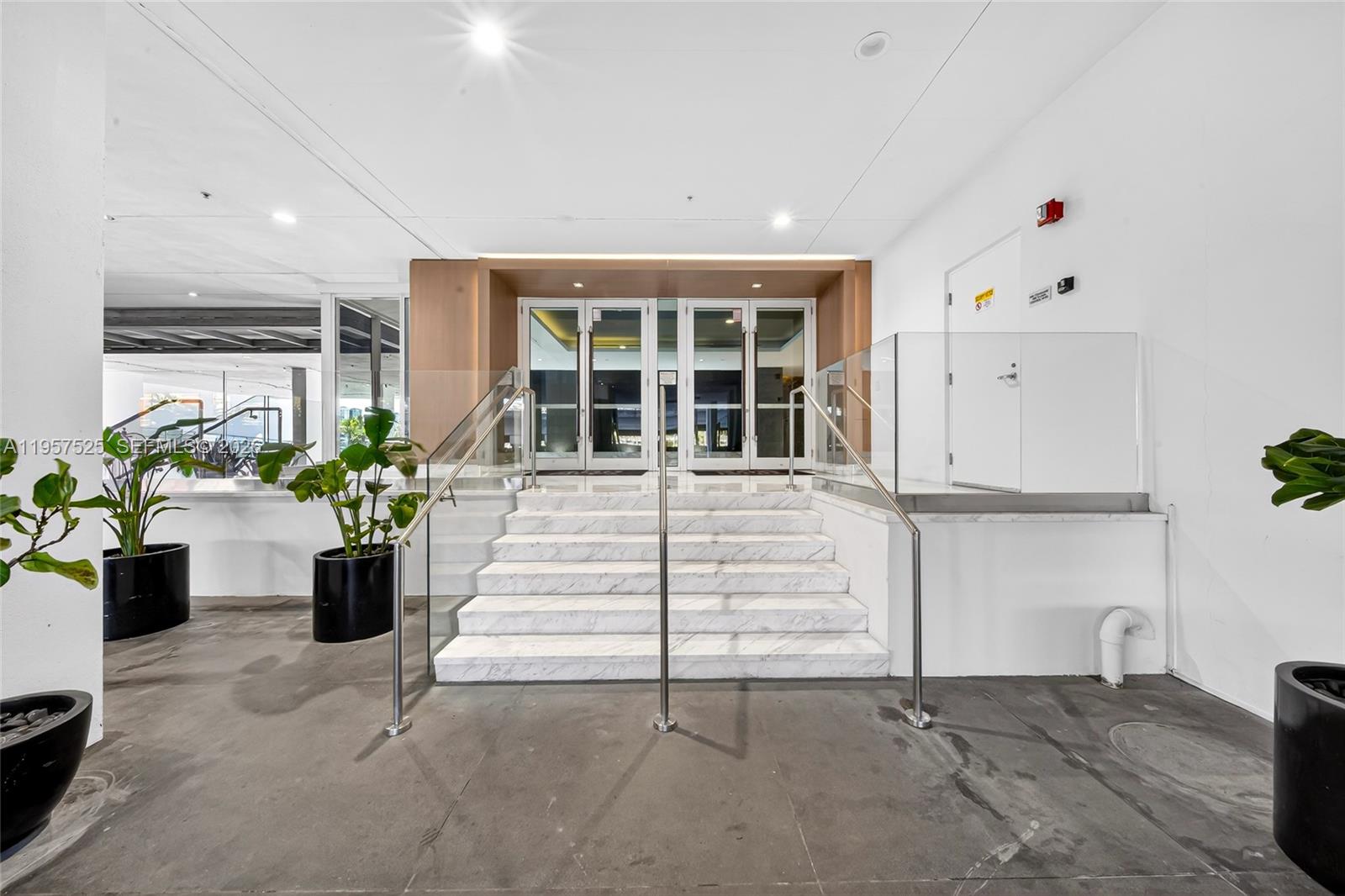 image 400 Sunny Isles43