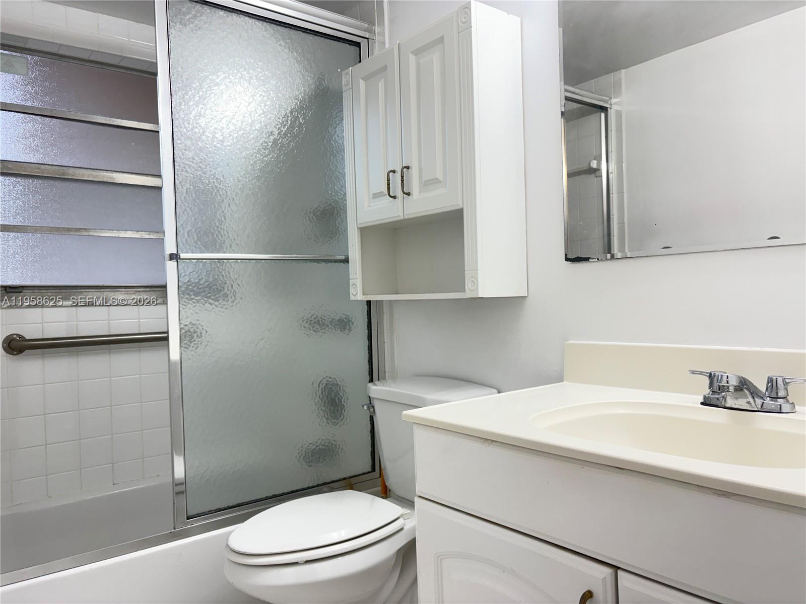 7777 SW 86th St #F1-210 Miami, FL 33143