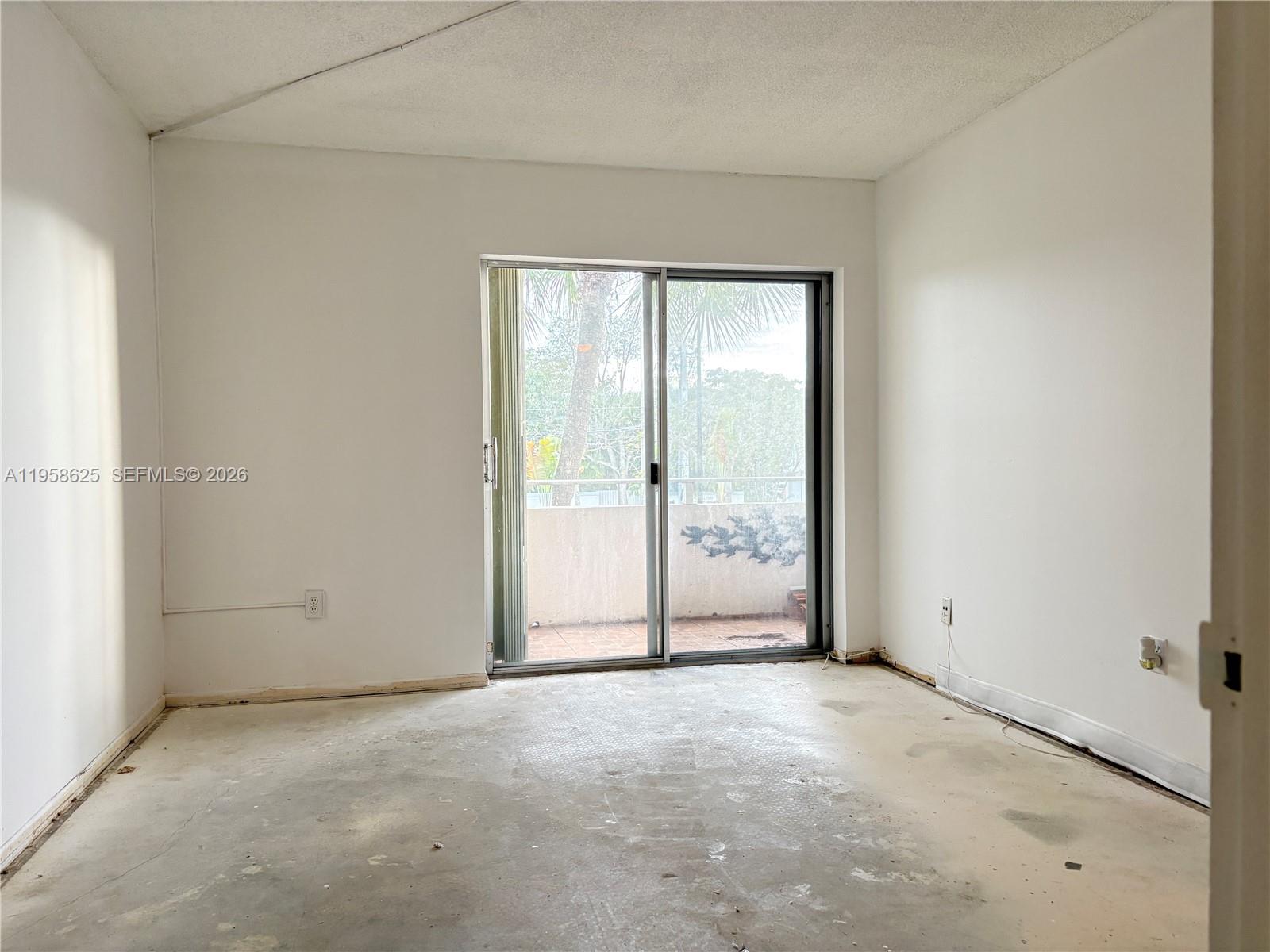 7777 SW 86th St #F1-210 Miami, FL 33143