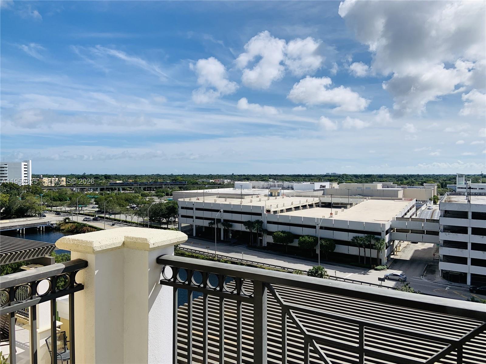 8395 SW 73rd Ave #704 Miami, FL 33143