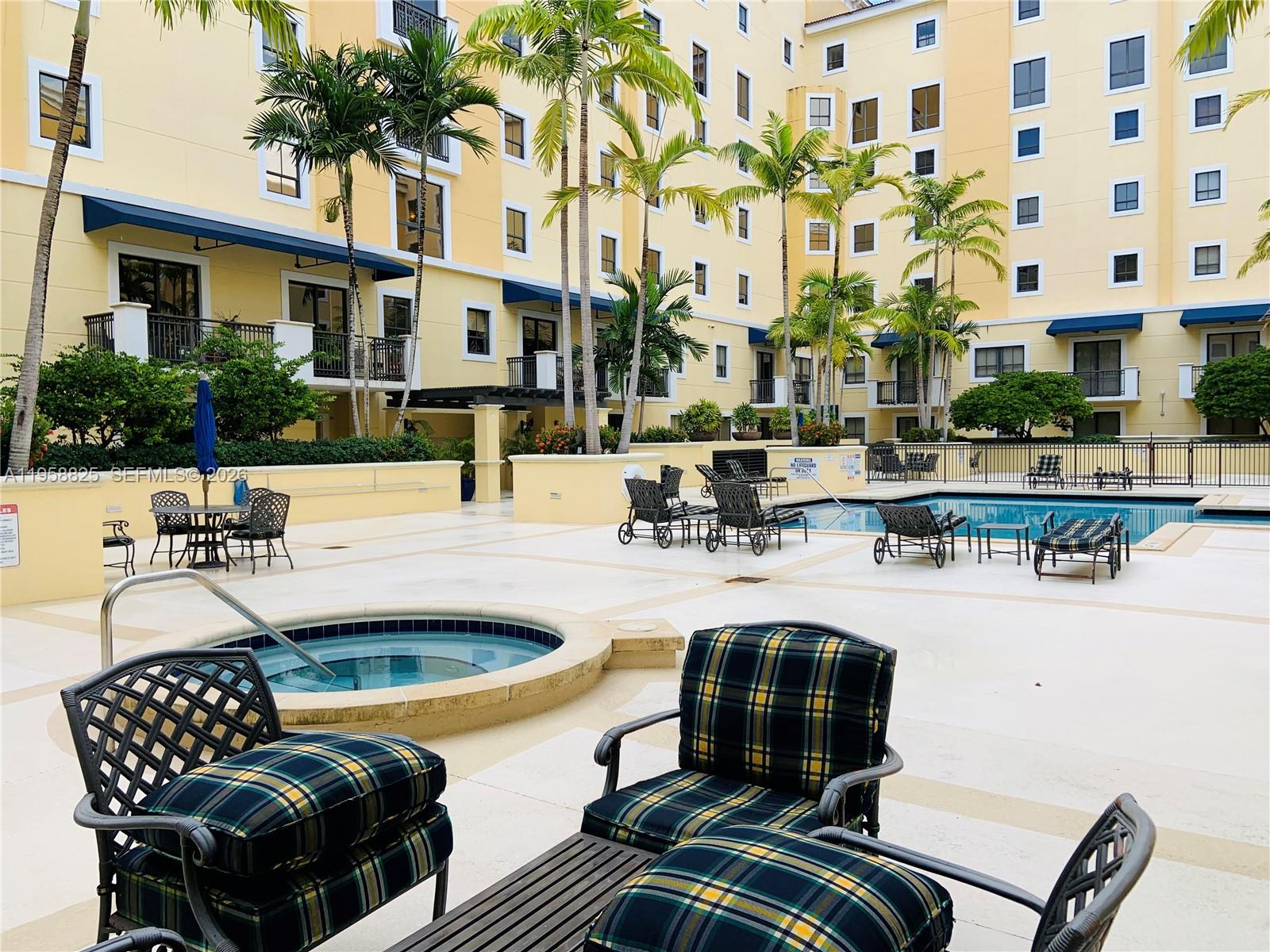 8395 SW 73rd Ave #704 Miami, FL 33143