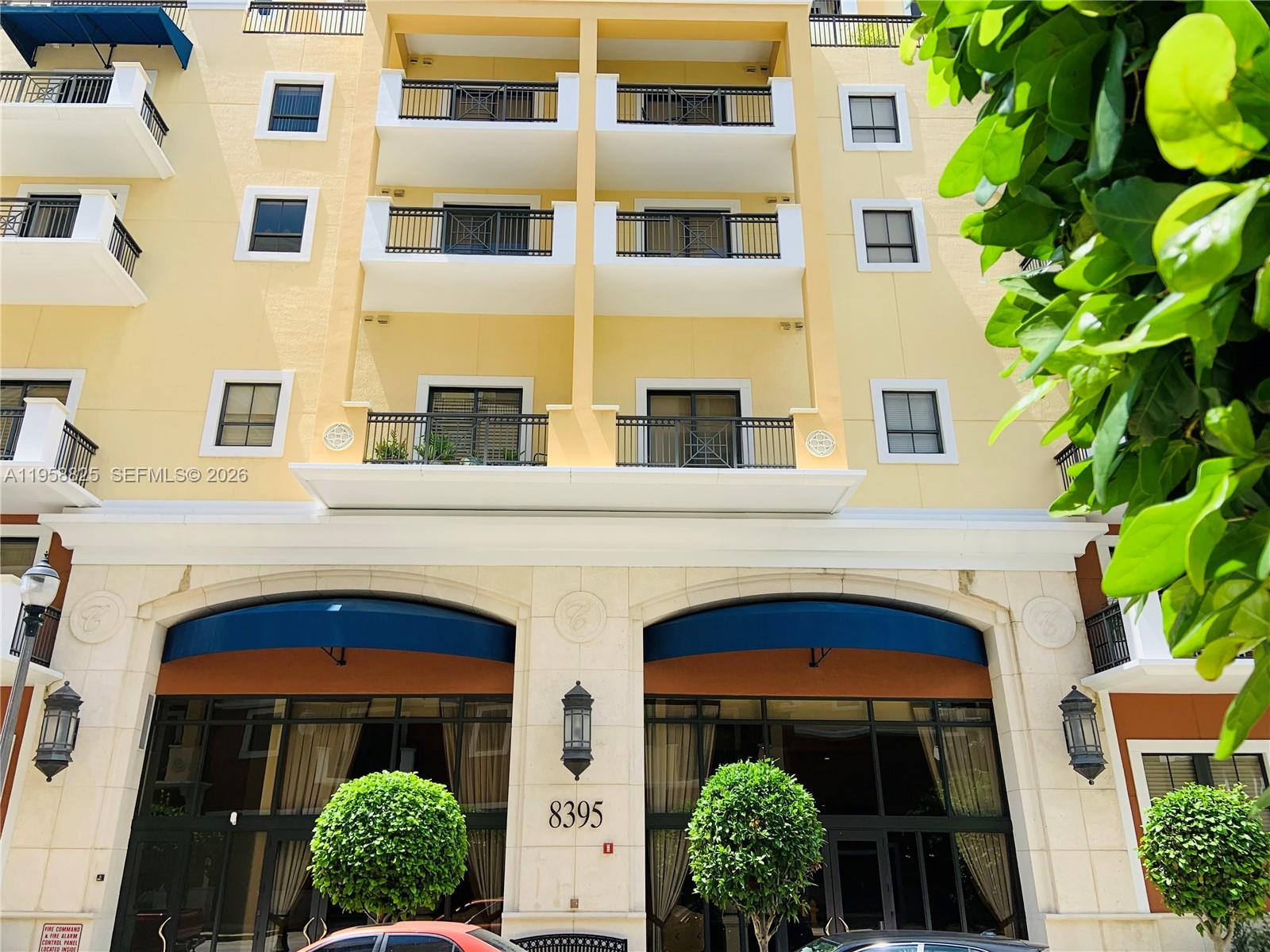 8395 SW 73rd Ave #704 Miami, FL 33143