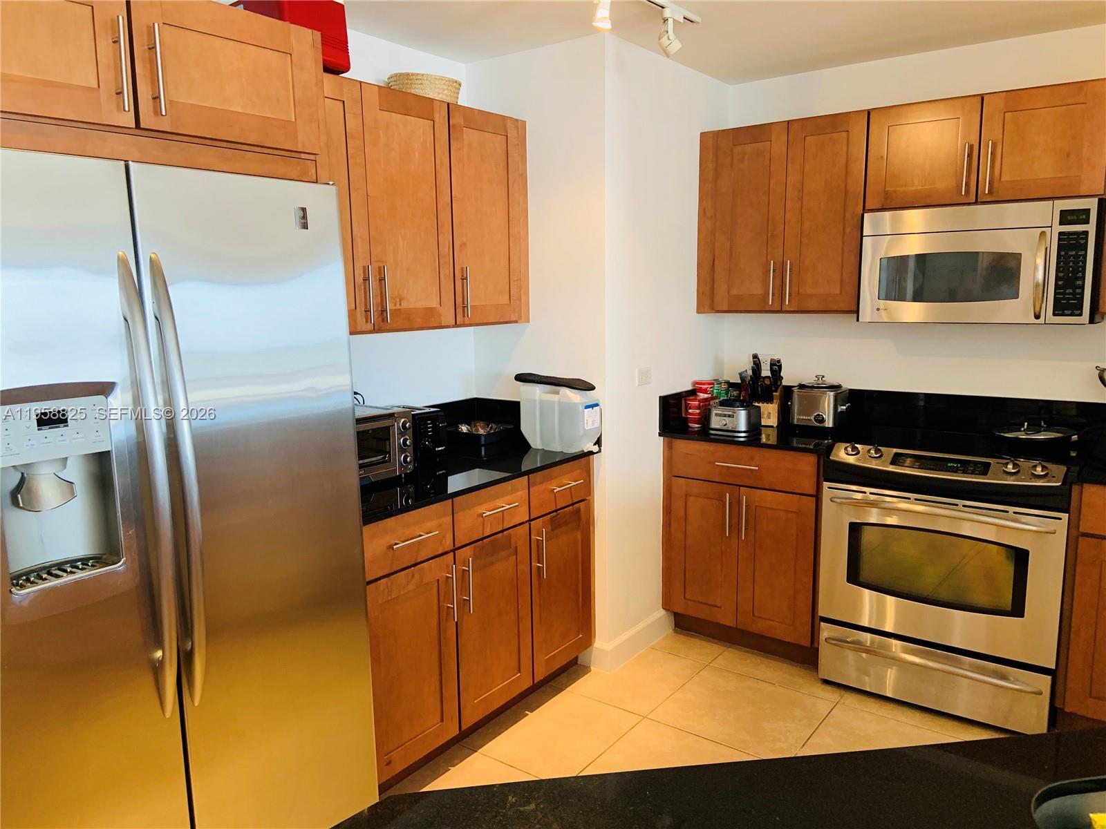 8395 SW 73rd Ave #704 Miami, FL 33143