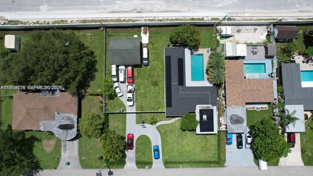 5021 SW 29th Ter Dania Beach, FL 33312