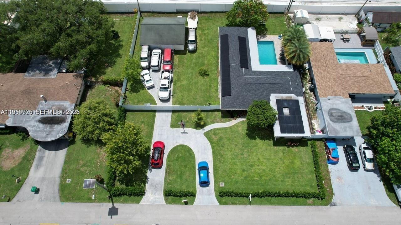 5021 SW 29th Ter Dania Beach, FL 33312