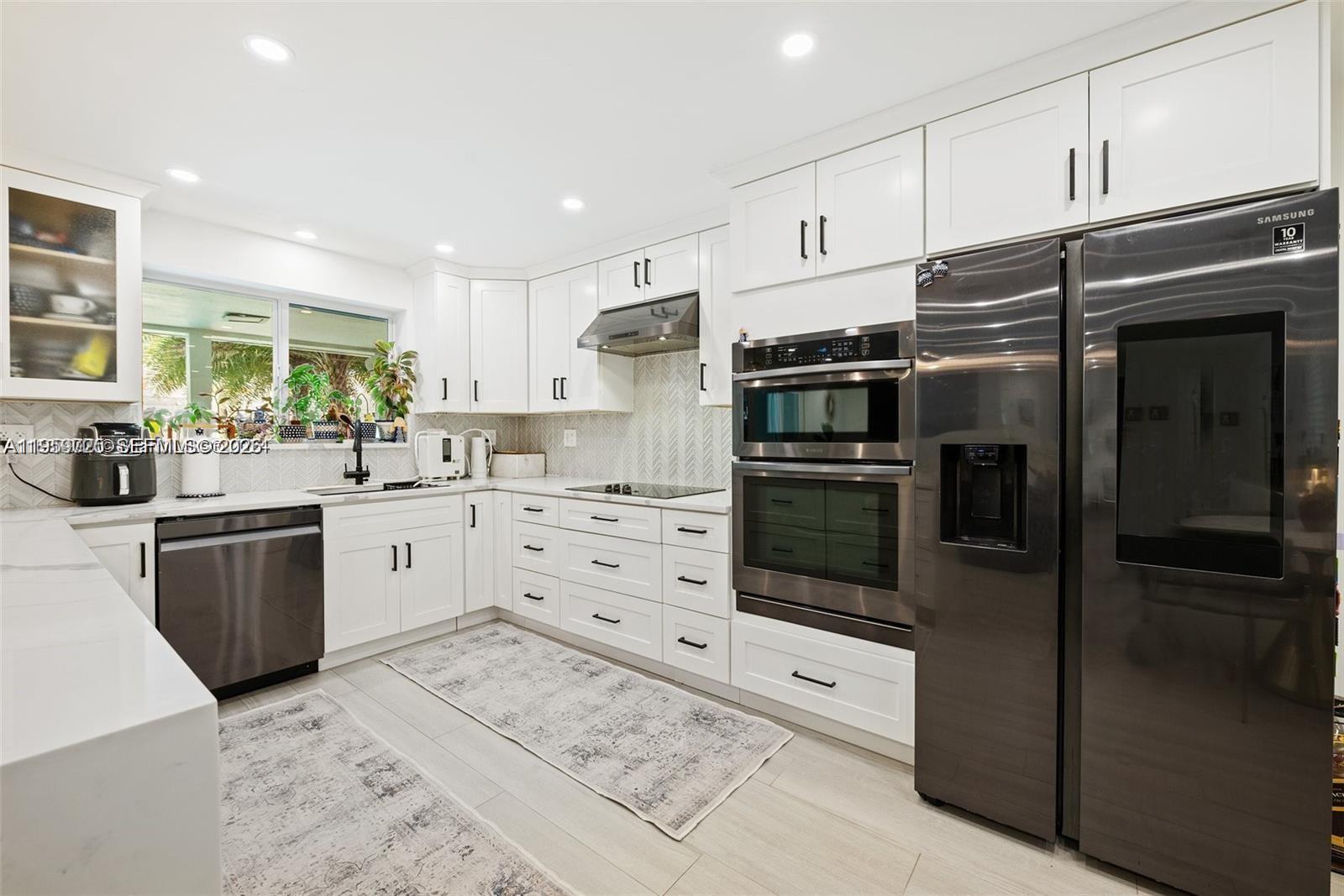 5021 SW 29th Ter Dania Beach, FL 33312