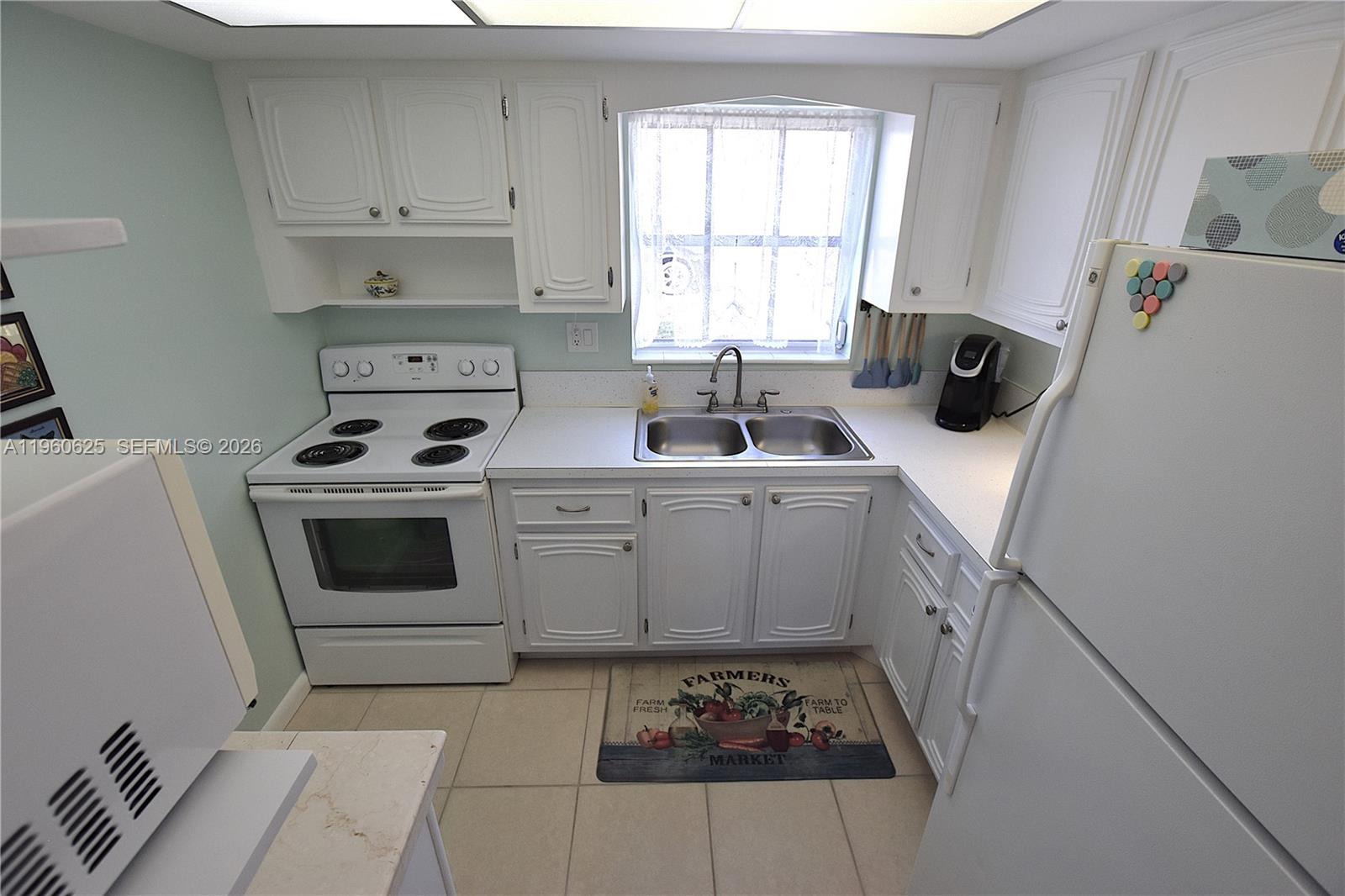 2672 E Emory Dr #D West Palm Beach, FL 33415