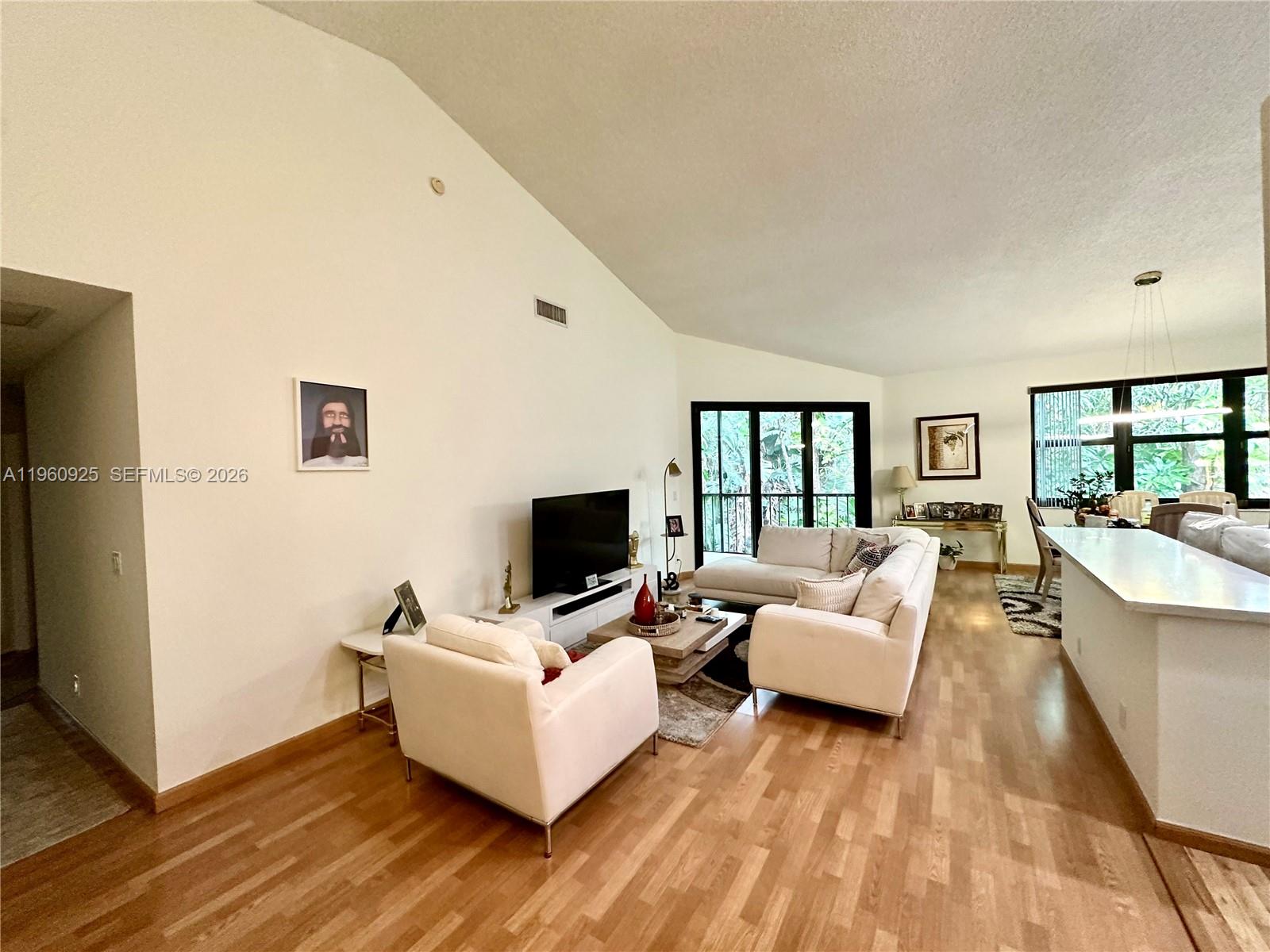 5790 Coach House Cir #E Boca Raton, FL 33486