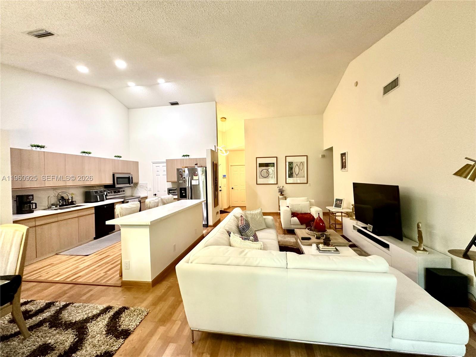 5790 Coach House Cir #E Boca Raton, FL 33486