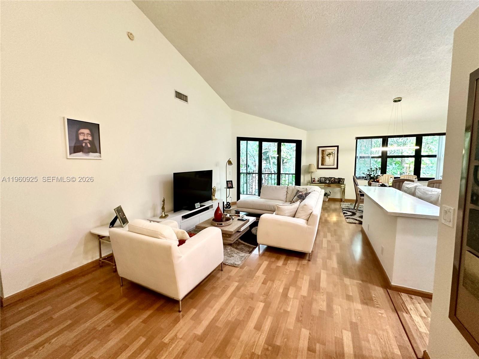 5790 Coach House Cir #E Boca Raton, FL 33486