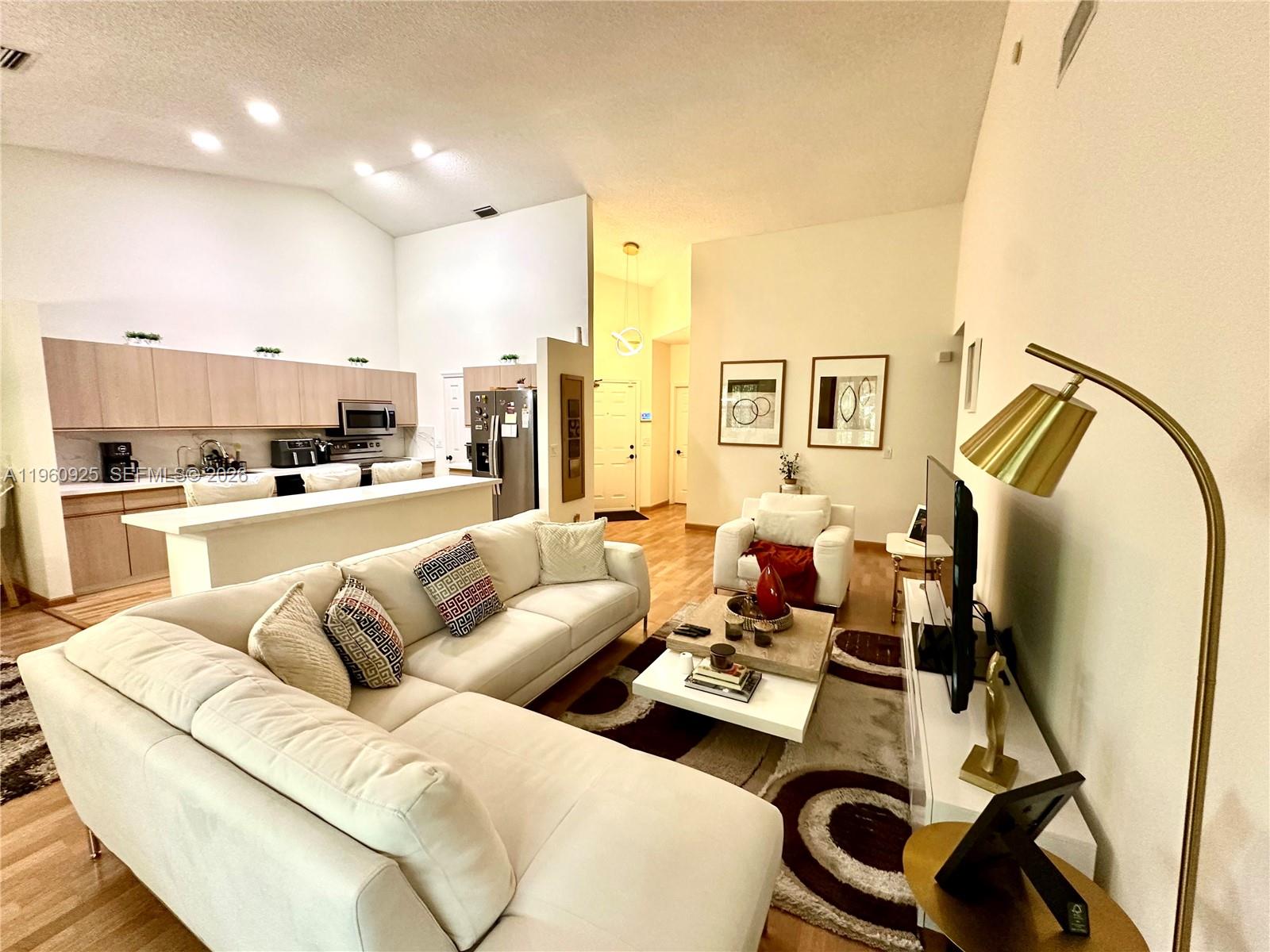 5790 Coach House Cir #E Boca Raton, FL 33486