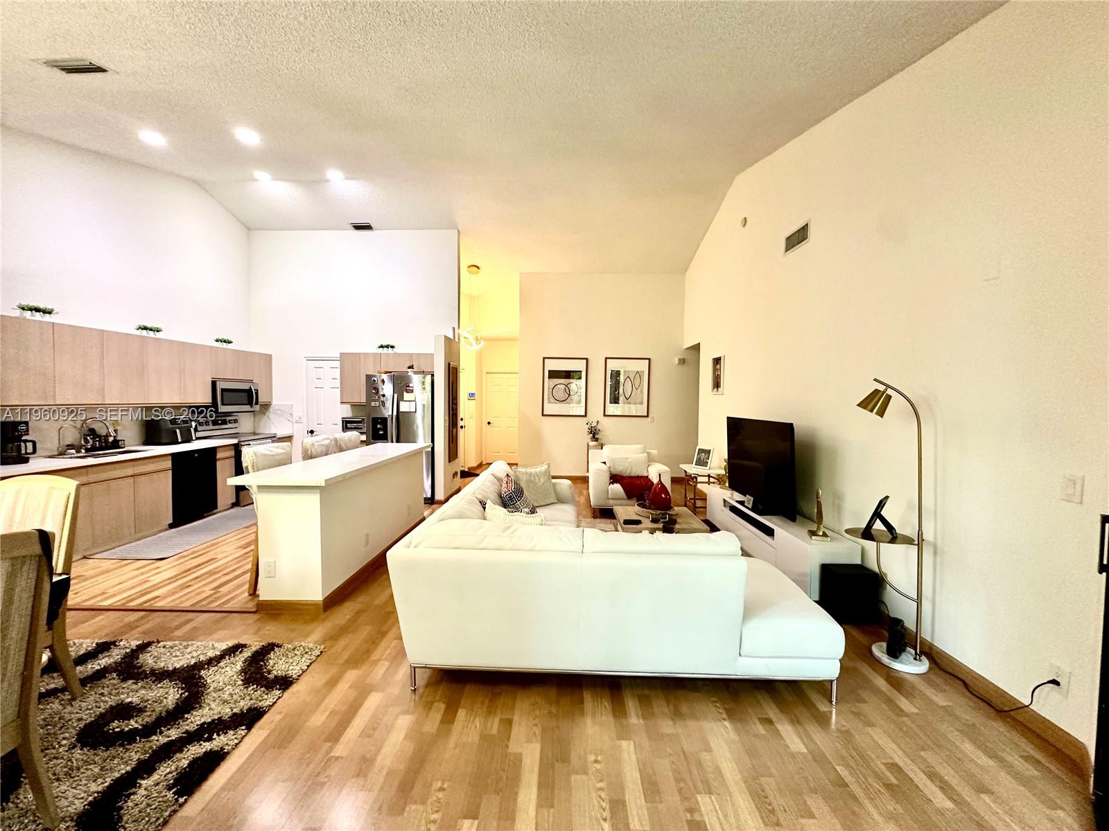 5790 Coach House Cir #E Boca Raton, FL 33486