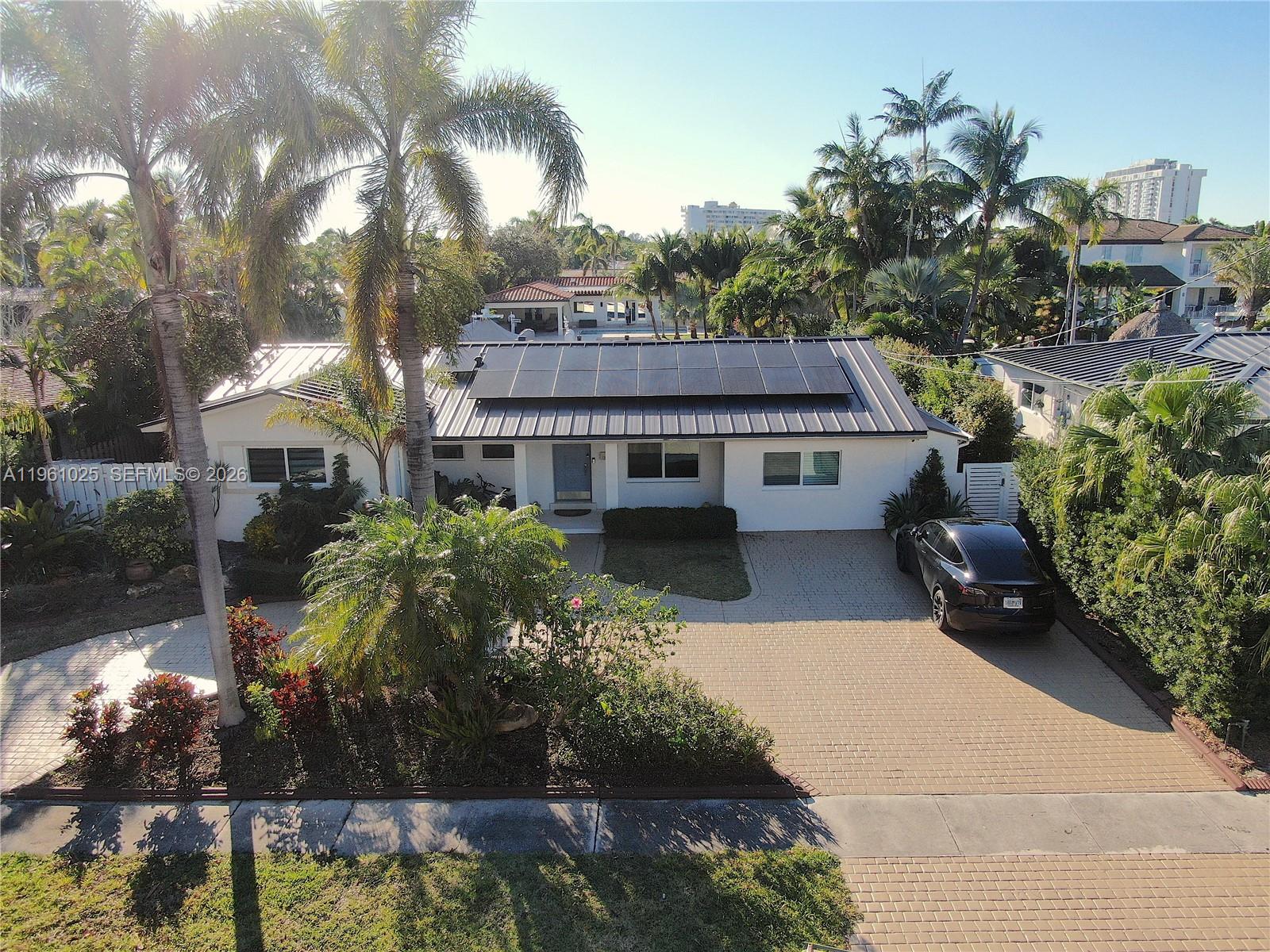 13000 Coronado Ln North Miami, FL 33181