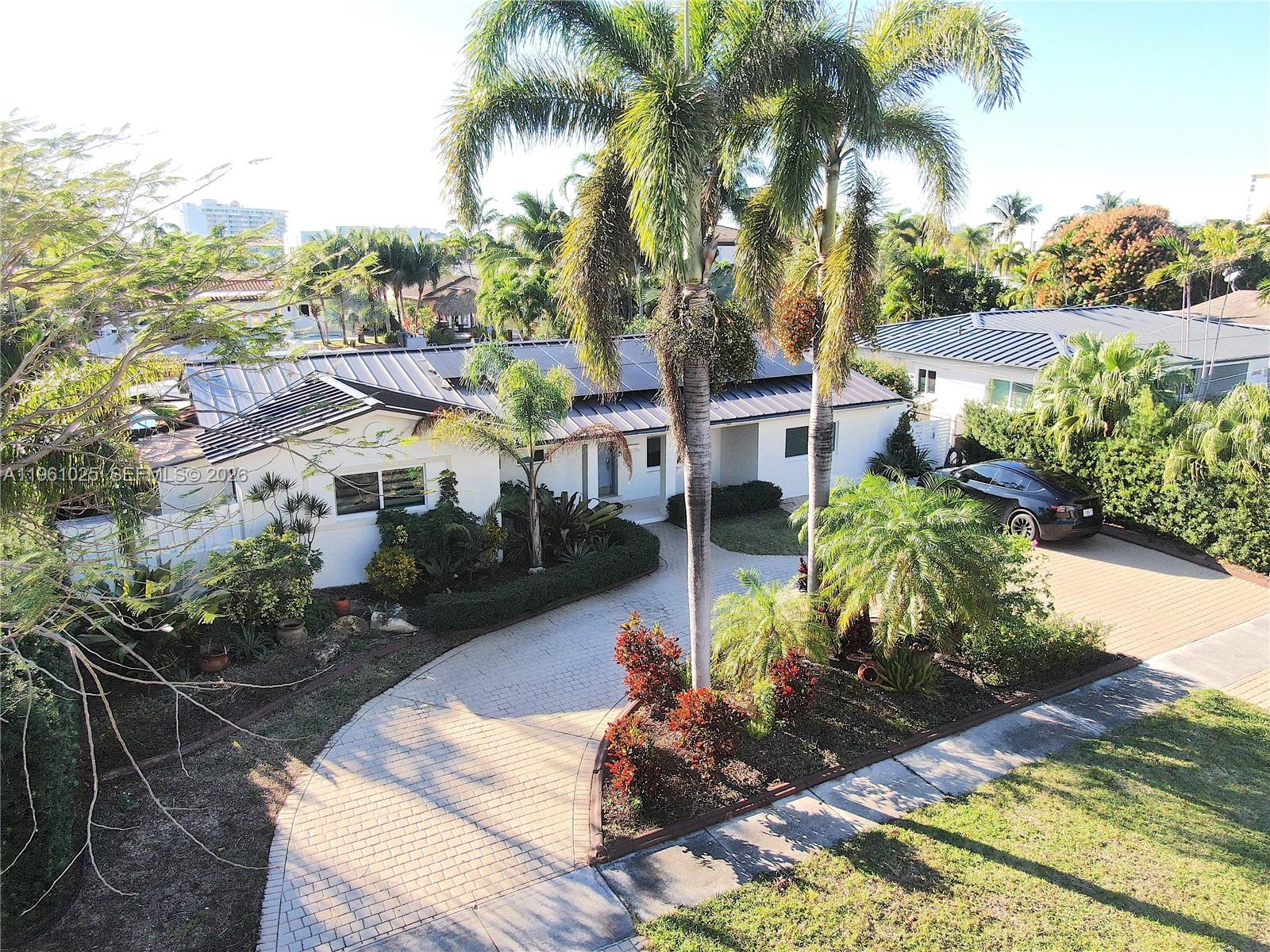 13000 Coronado Ln North Miami, FL 33181