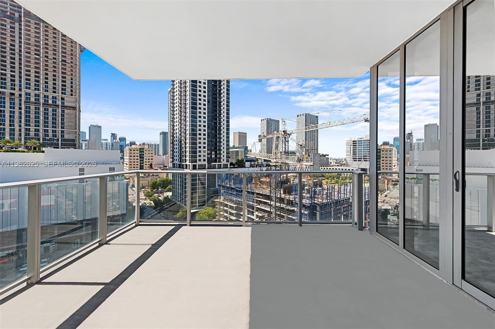 image Paramount Miami Worldcenter3