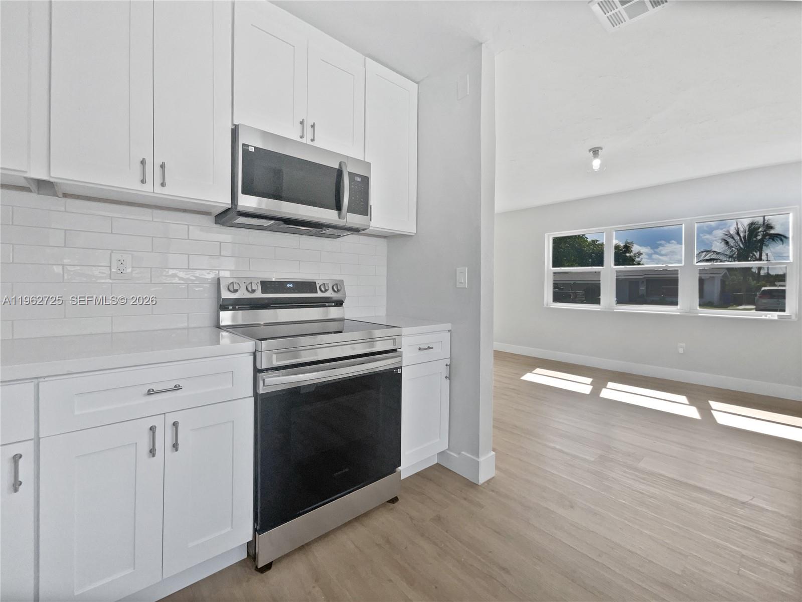 561 NE 173rd St North Miami Beach, FL 33162