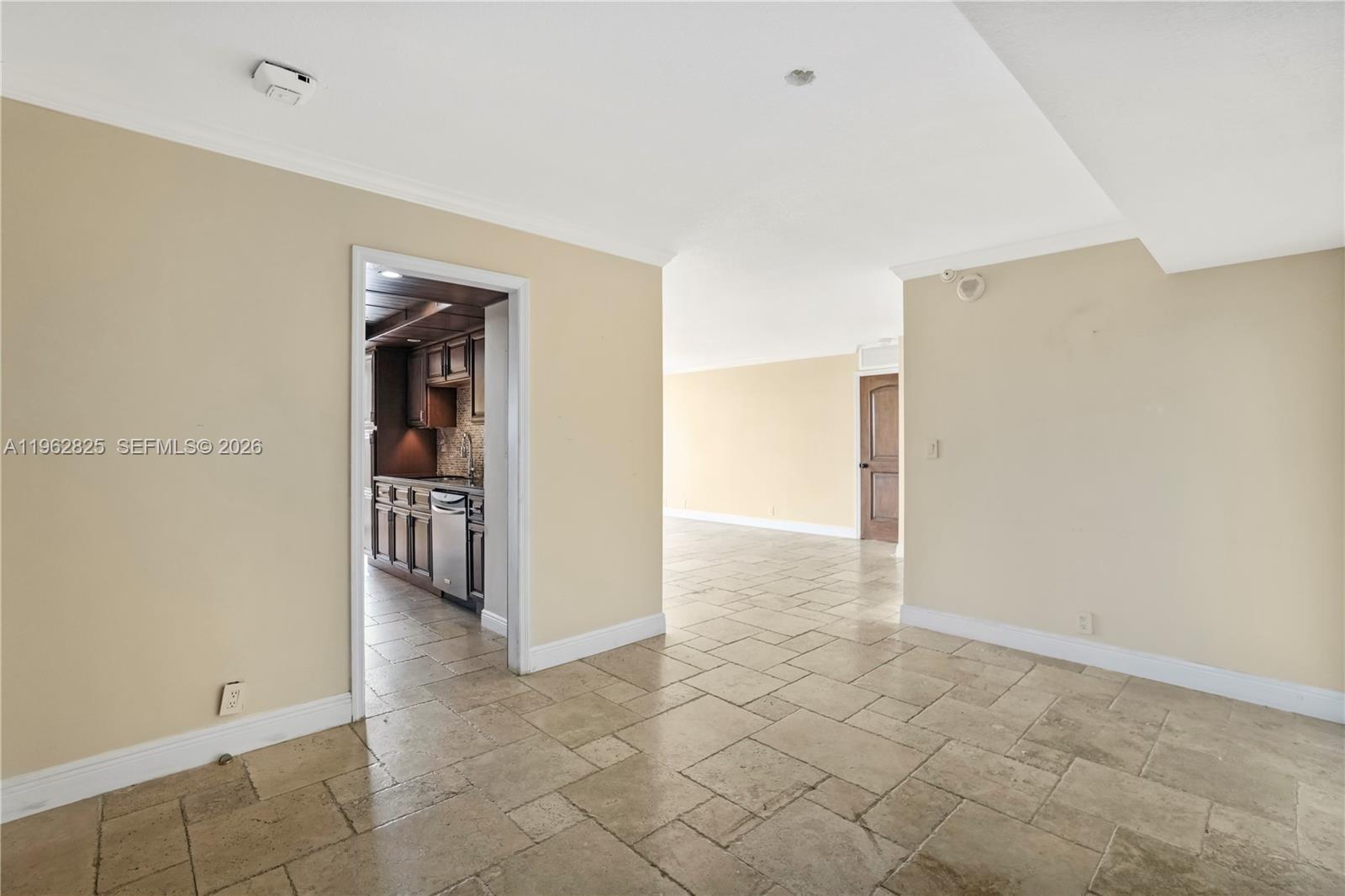 1000 Quayside Ter #706 Miami, FL 33138