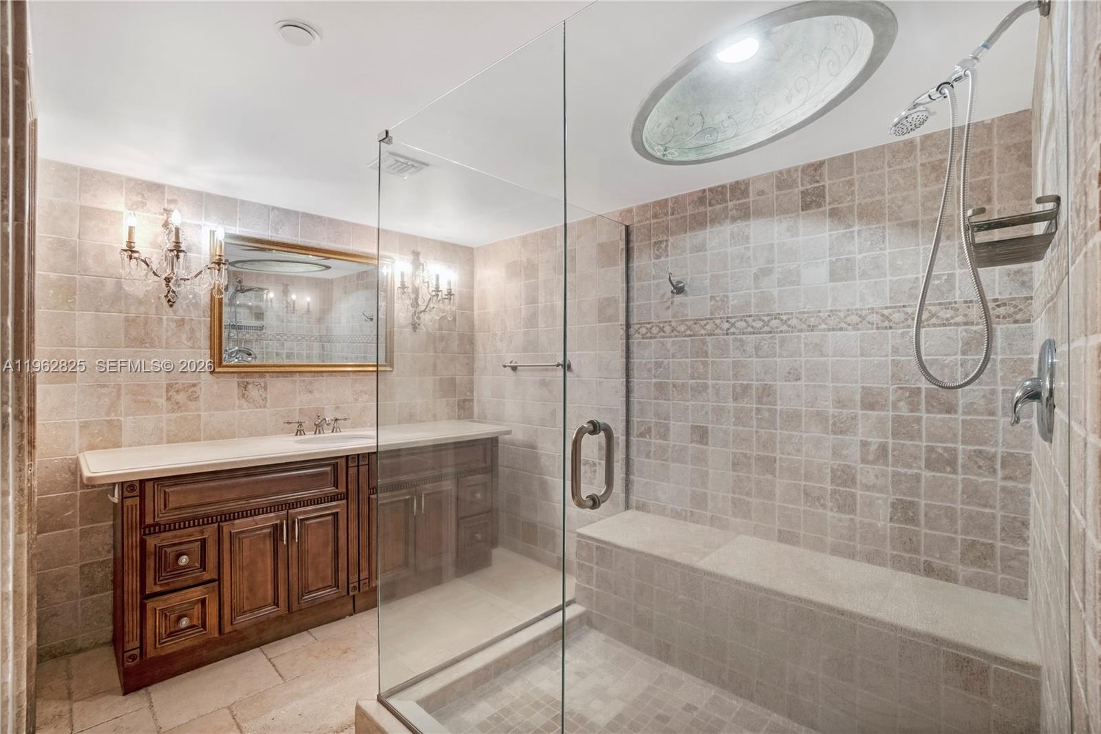 1000 Quayside Ter #706 Miami, FL 33138