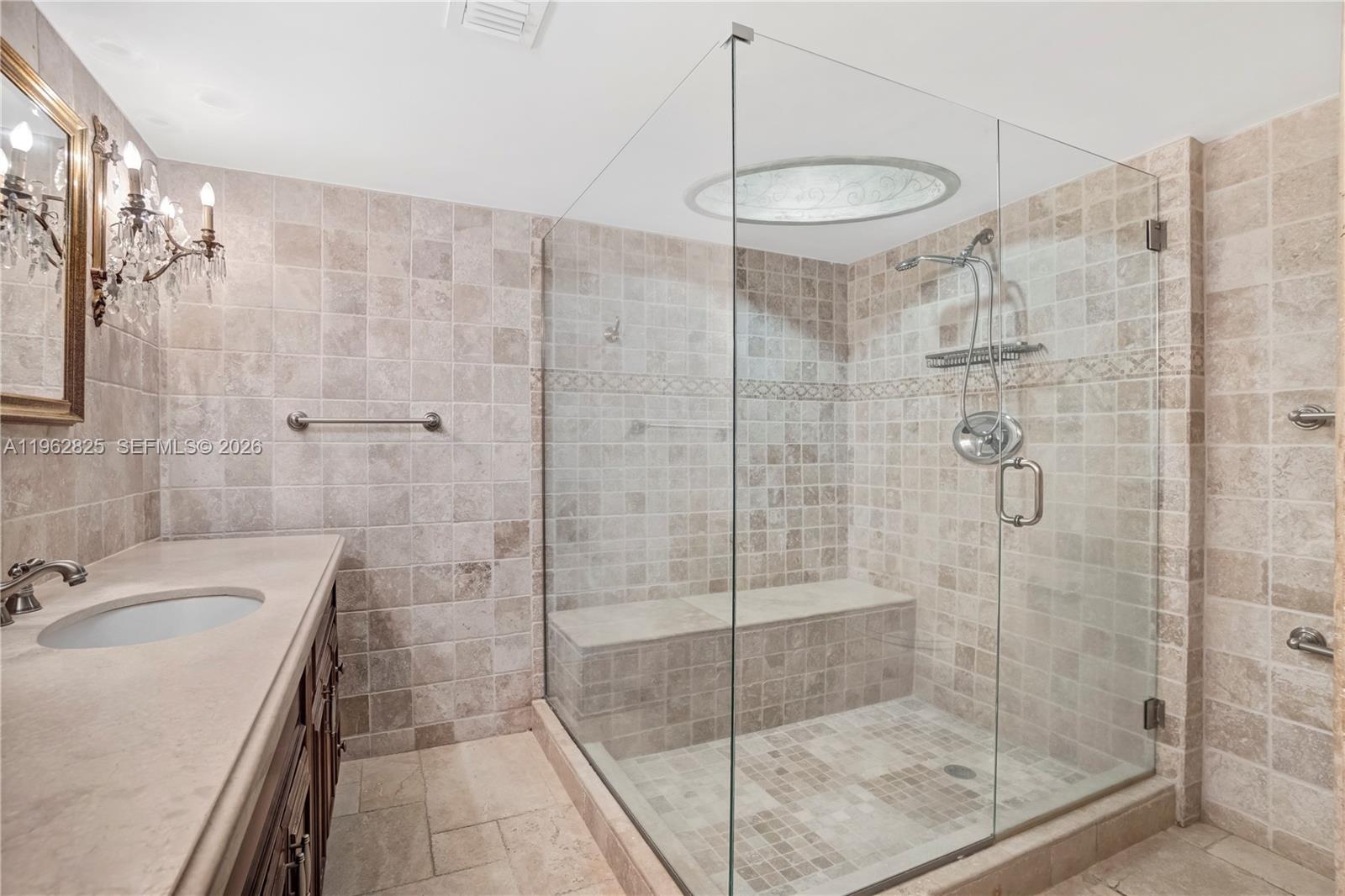 1000 Quayside Ter #706 Miami, FL 33138