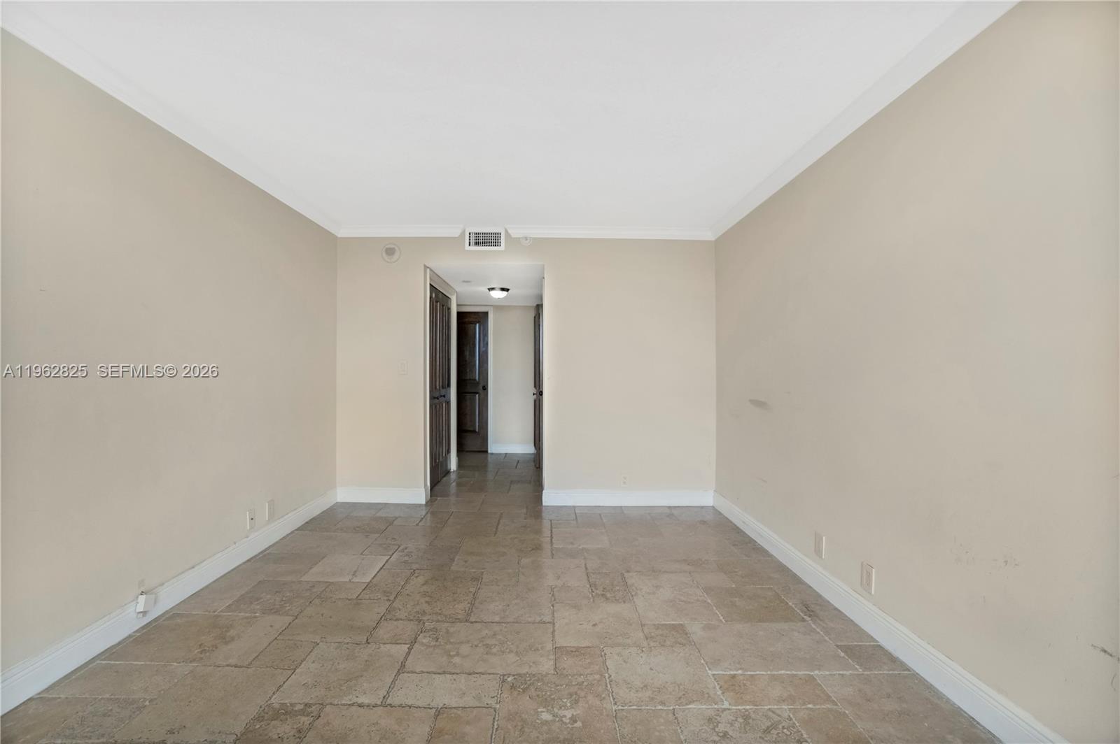 1000 Quayside Ter #706 Miami, FL 33138