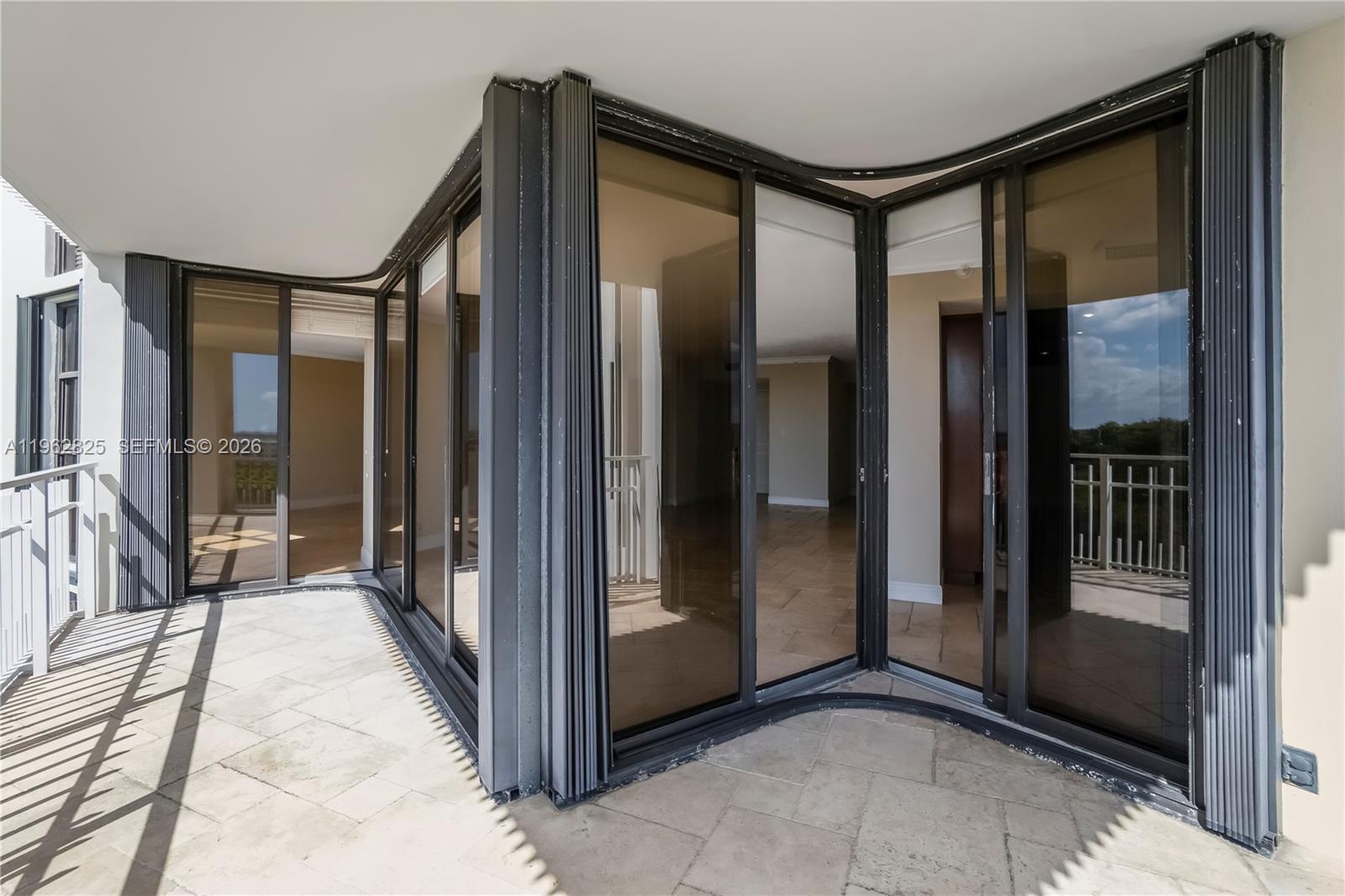 1000 Quayside Ter #706 Miami, FL 33138