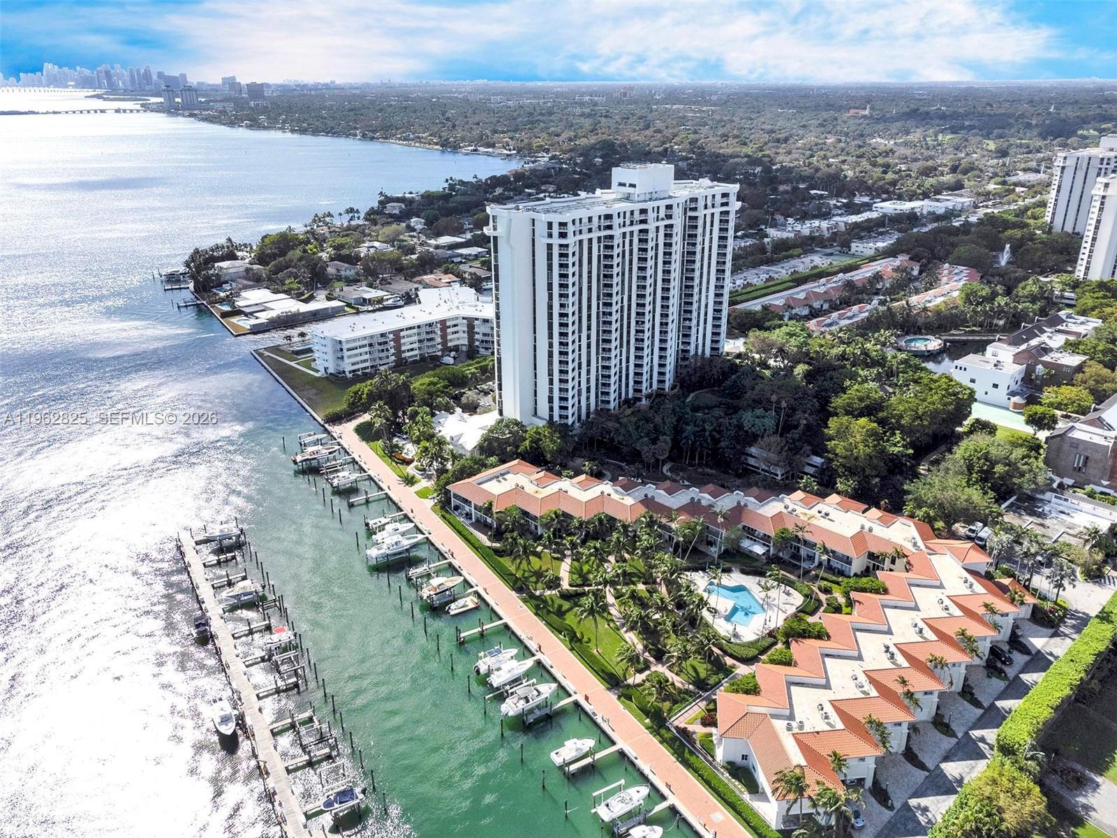 1000 Quayside Ter #706 Miami, FL 33138
