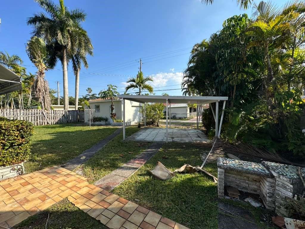 926 Polk St Hollywood, FL 33019