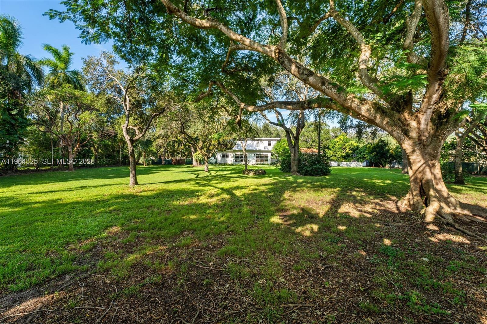 7301 Ponce De Leon Rd Miami, FL 33143