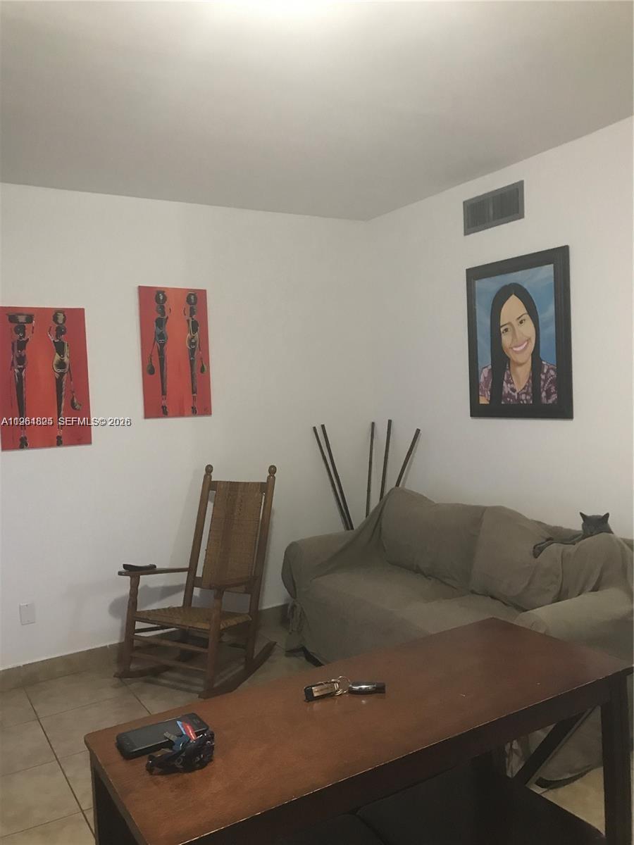 1960 Marseille Dr #305 Miami Beach, FL 33141