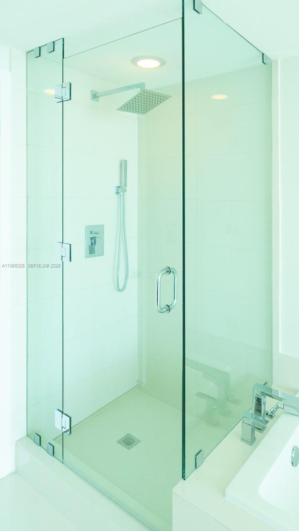 image Paraiso Bay Condo11