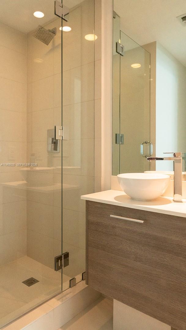 image Paraiso Bay Condo18