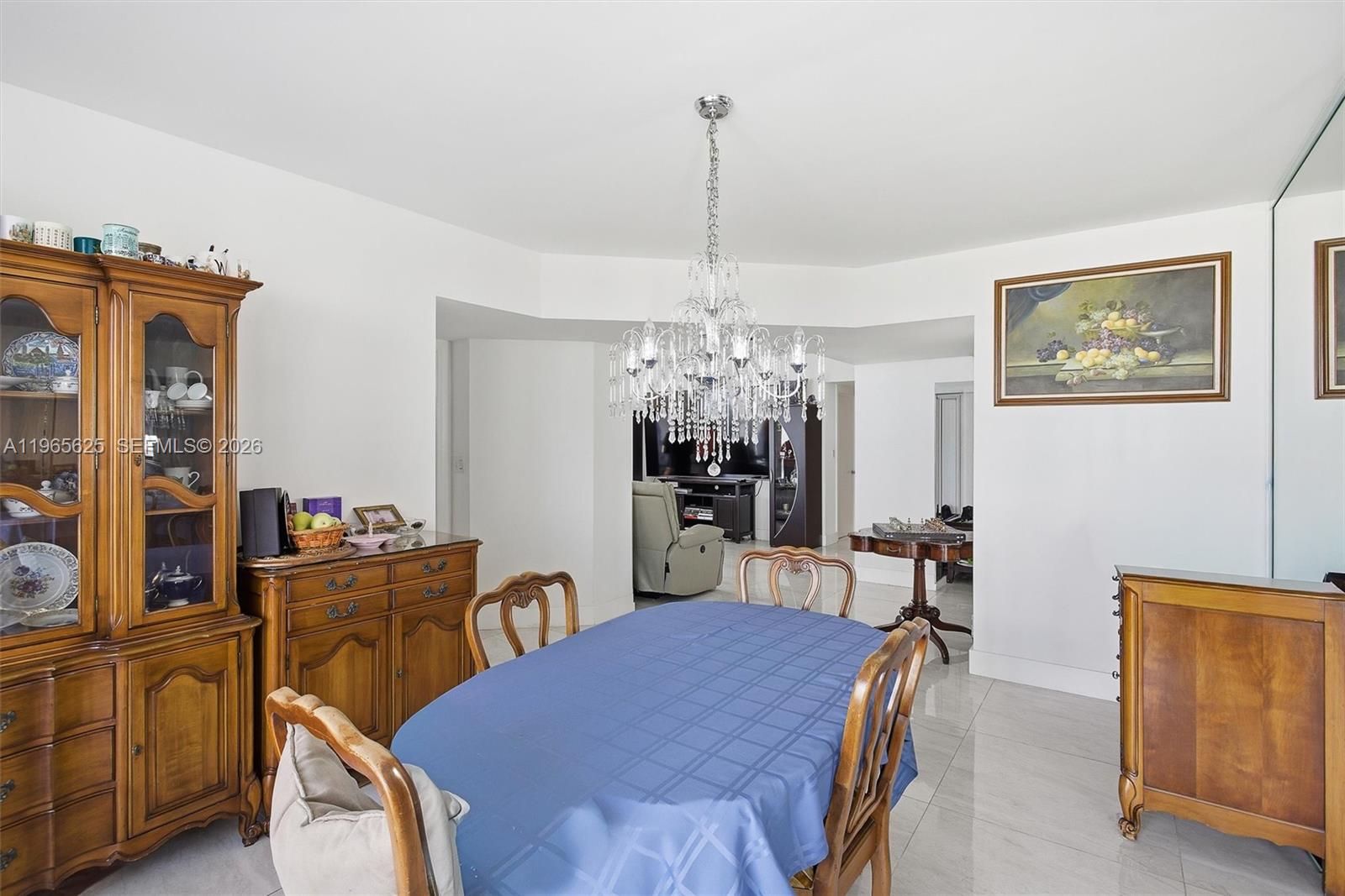 16425 Collins Ave #714 Sunny Isles Beach, FL 33160