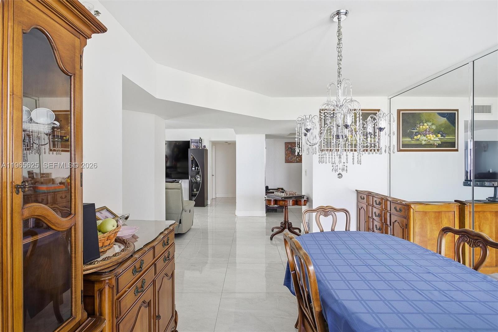 16425 Collins Ave #714 Sunny Isles Beach, FL 33160